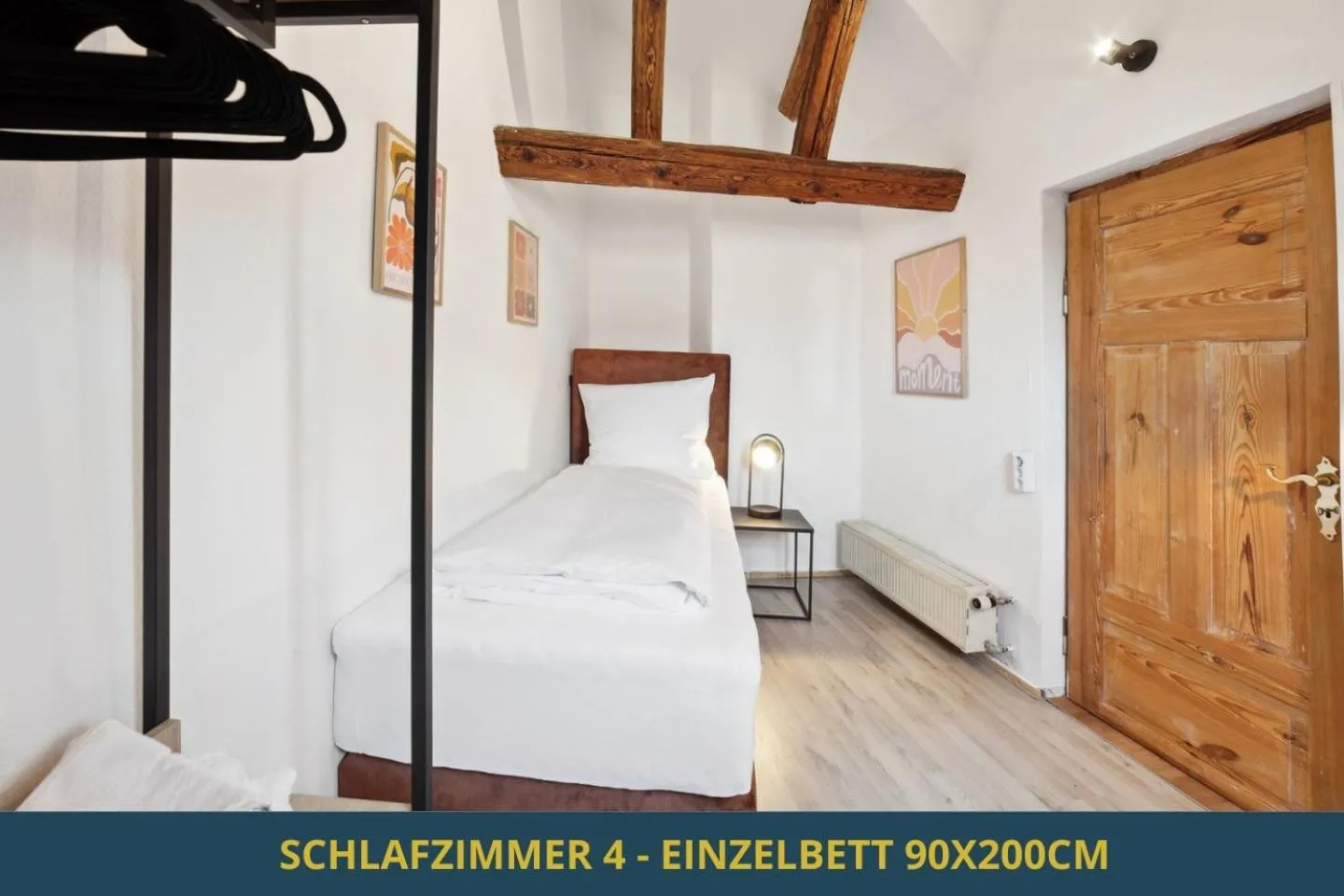 Bed in SandAPART34 - 4 tolle FeWos von 1-9 Pers mitten in der Altstadt