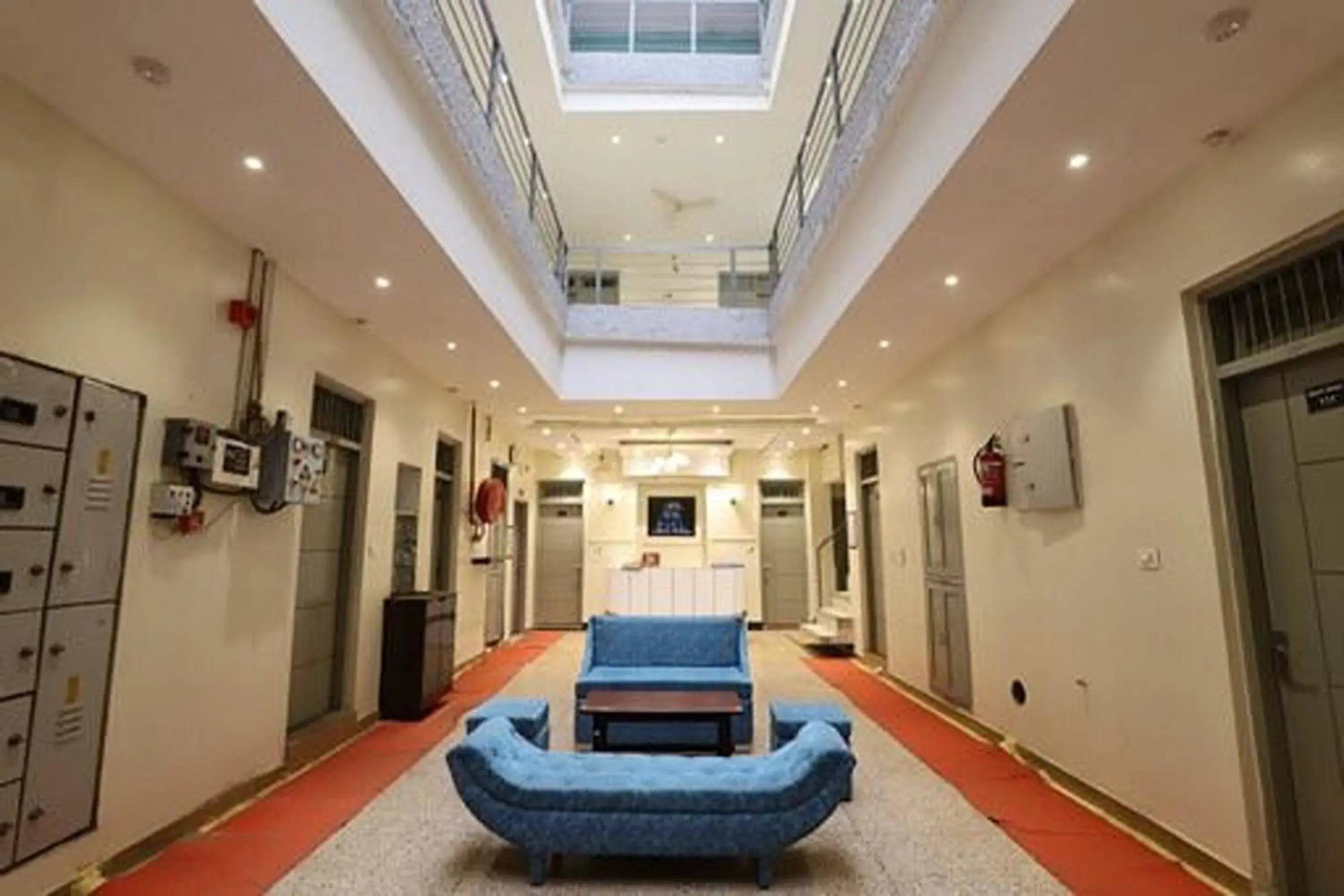 Lobby or reception in Hotel Amrit Near Old Delhi Railway Station Lobby or reception in Hotel Amrit Near Old Delhi Railway Station