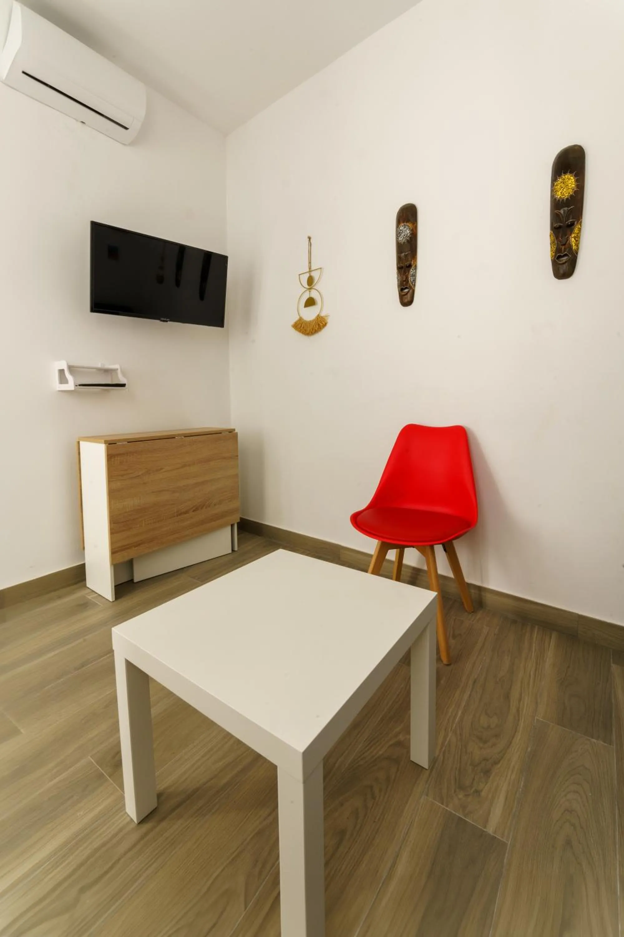 TV and multimedia in APARTAMENTOS MAPAMUNDI