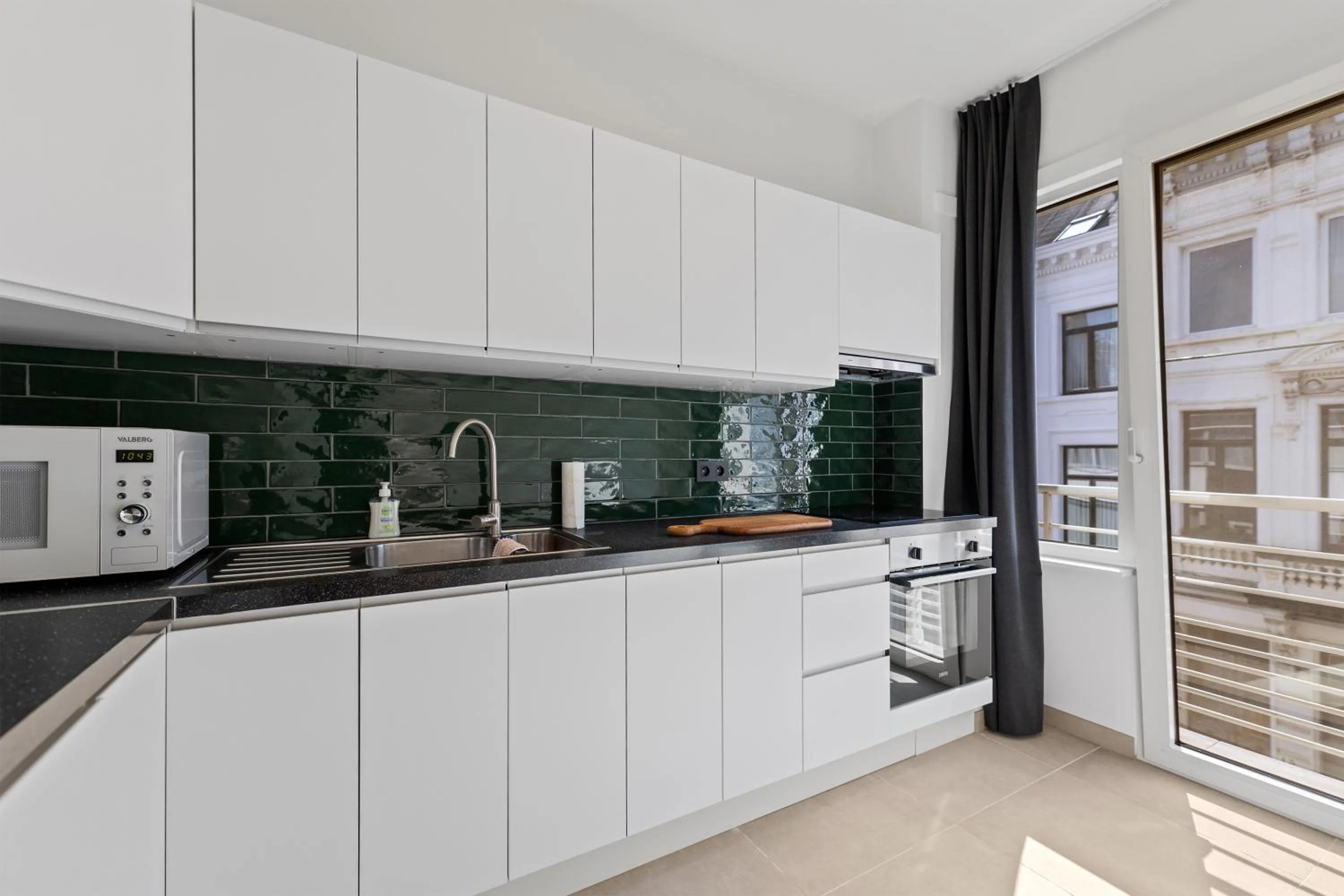 Kitchen or kitchenette in Central & luminous apartment