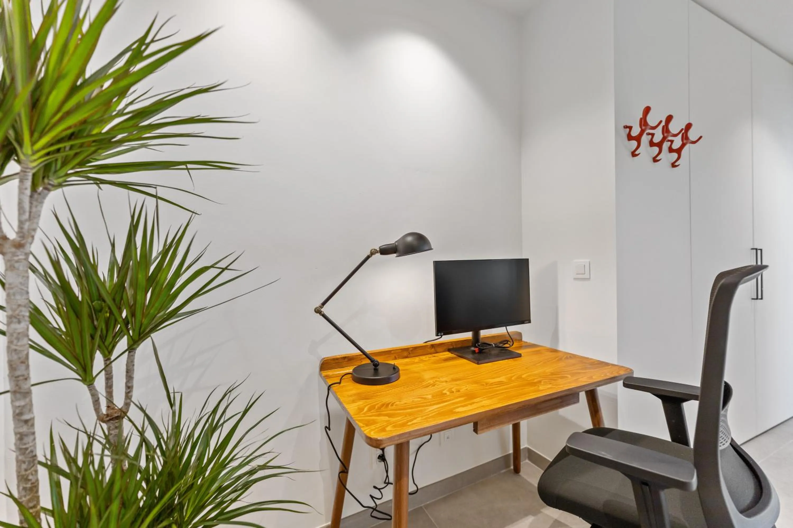 hair dresser in Central & luminous apartment