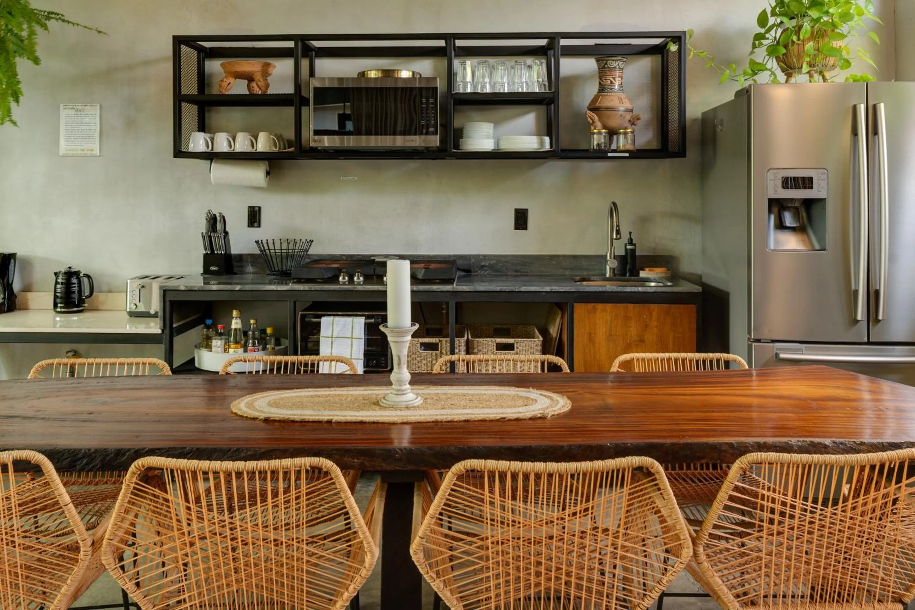 Kitchen or kitchenette in Suwa Villa Arenal