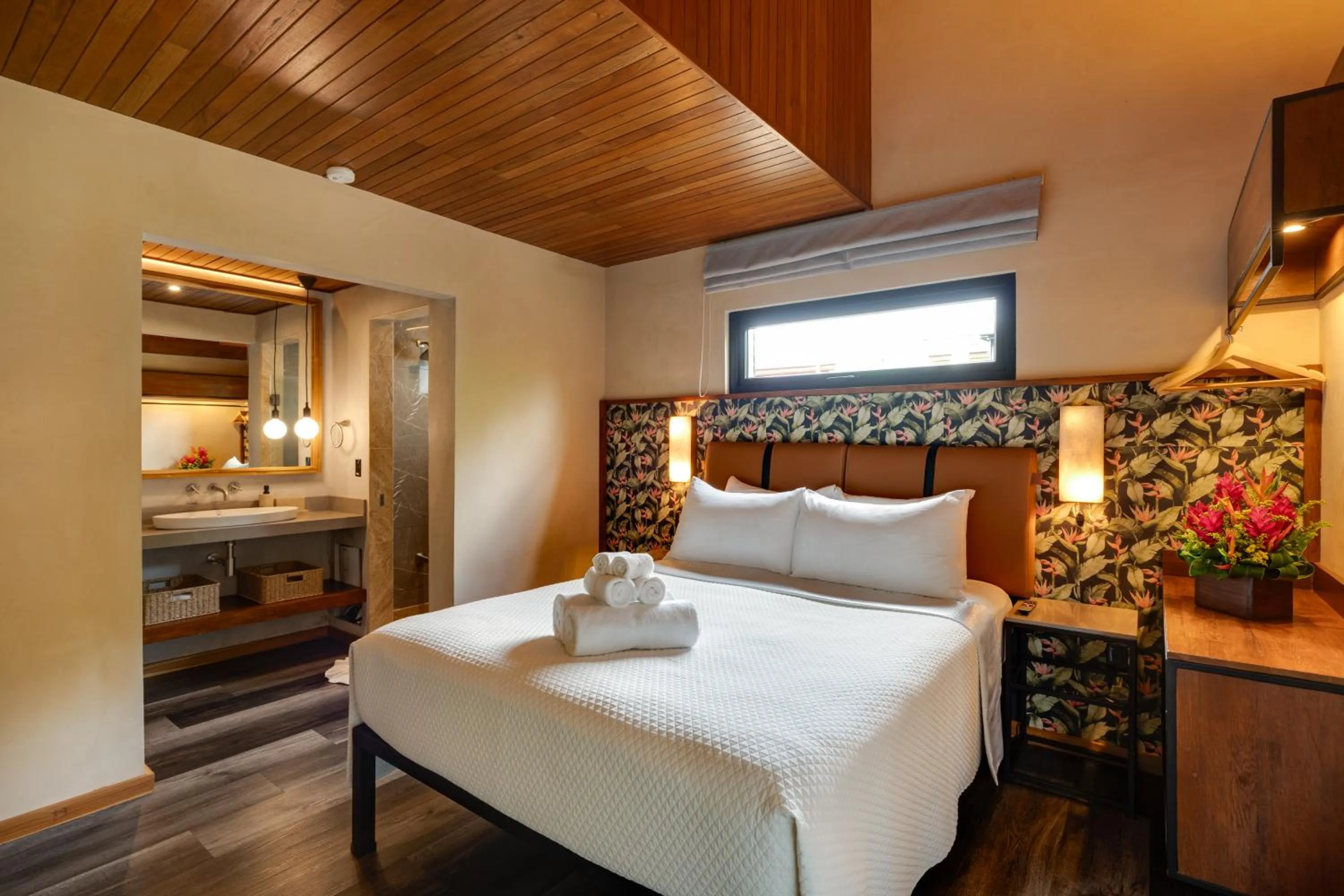 Bedroom, Bed in Suwa Villa Arenal