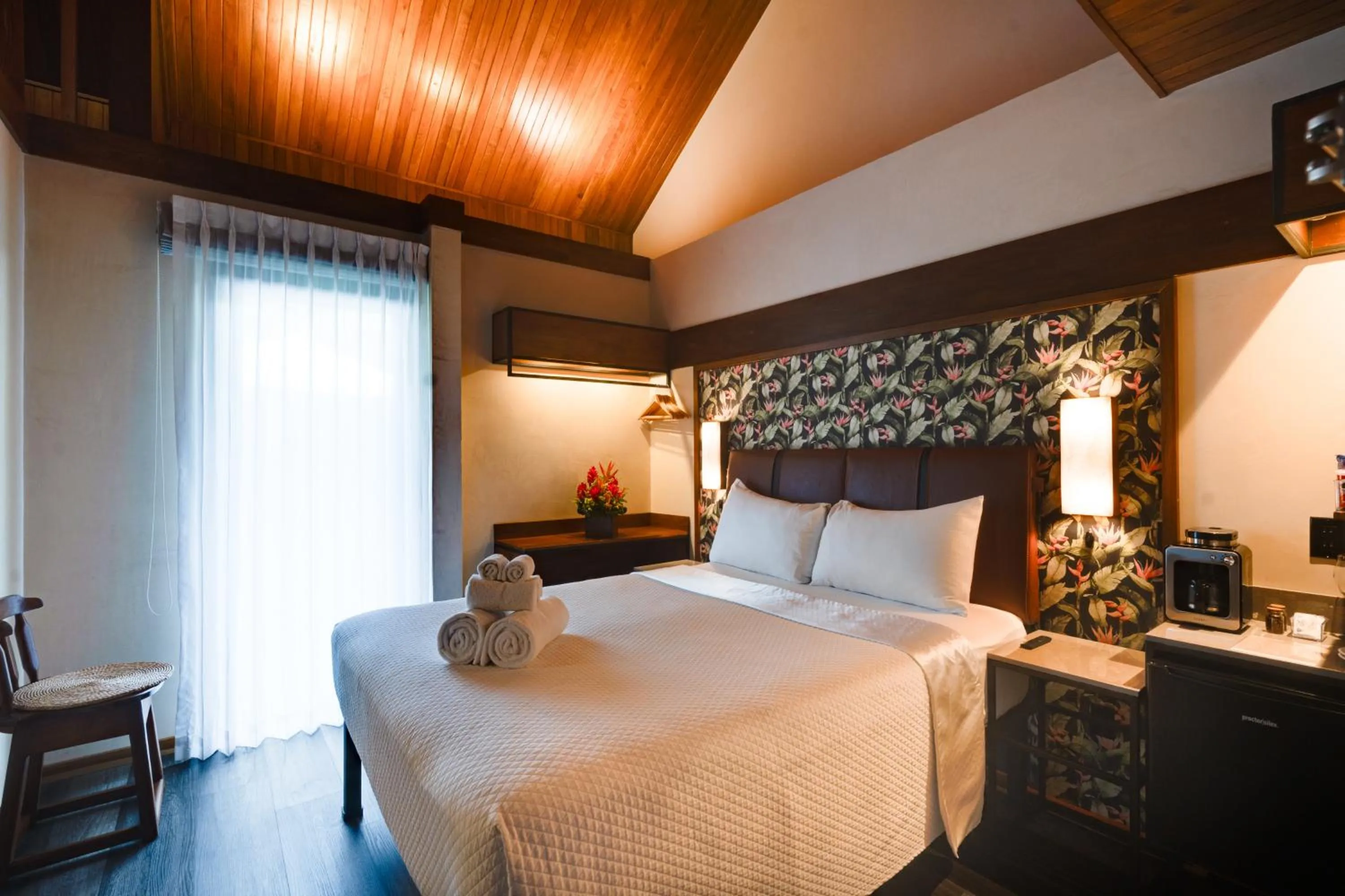 Bedroom, Bed in Suwa Villa Arenal