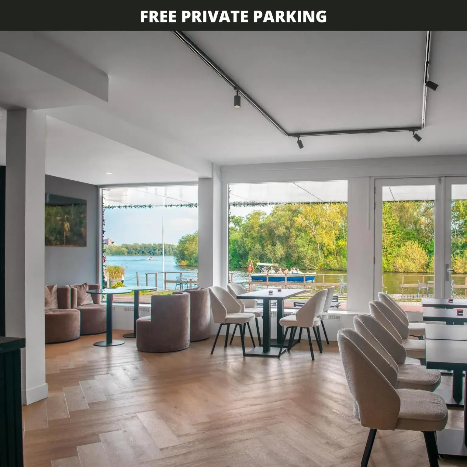 Lobby or reception in Amsterdam Lake Hotel Lobby or reception in Amsterdam Lake Hotel