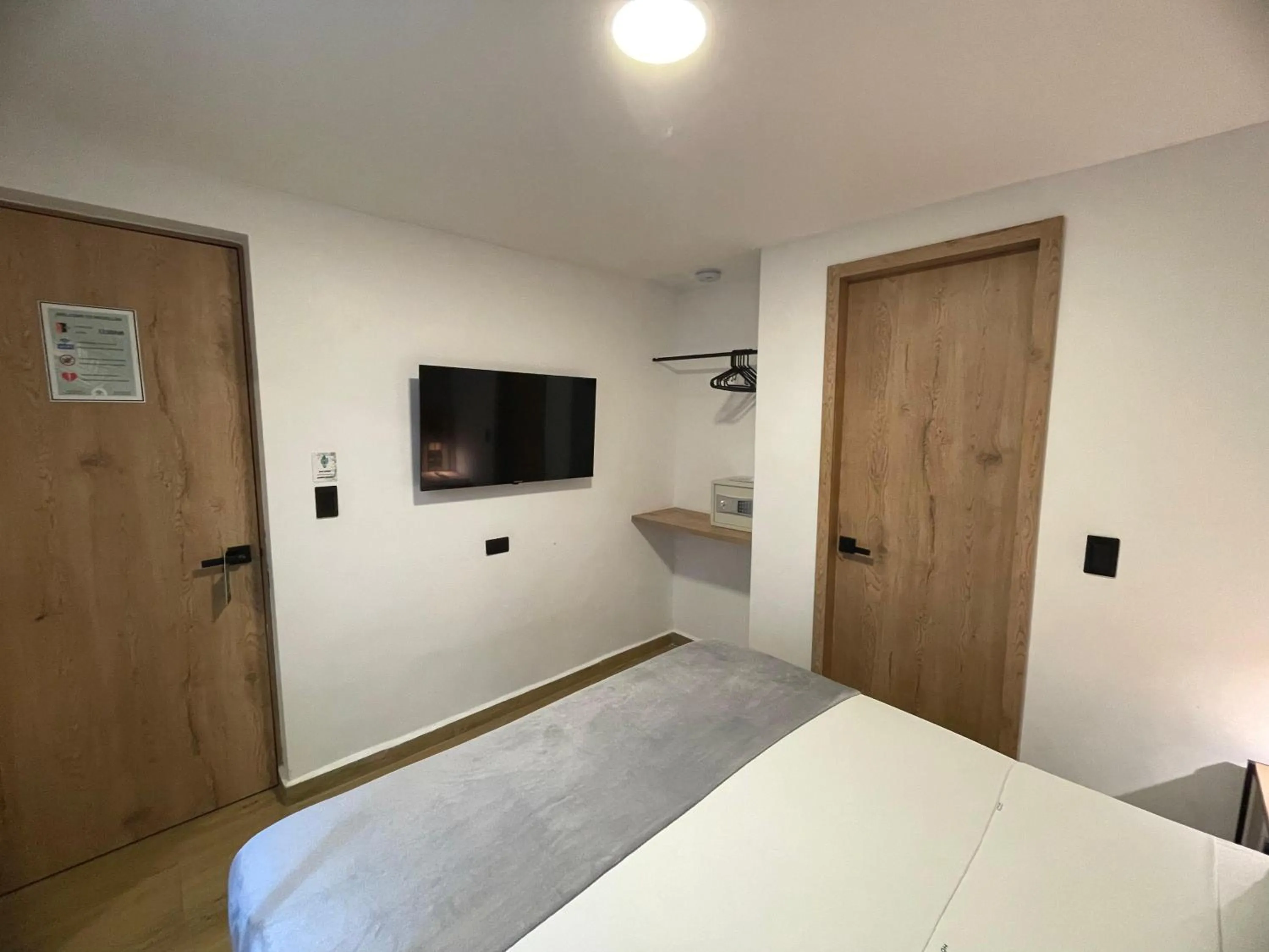 Bedroom, Bed in Vita Hotel Boutique - Aire Acondicionado & Desayuno