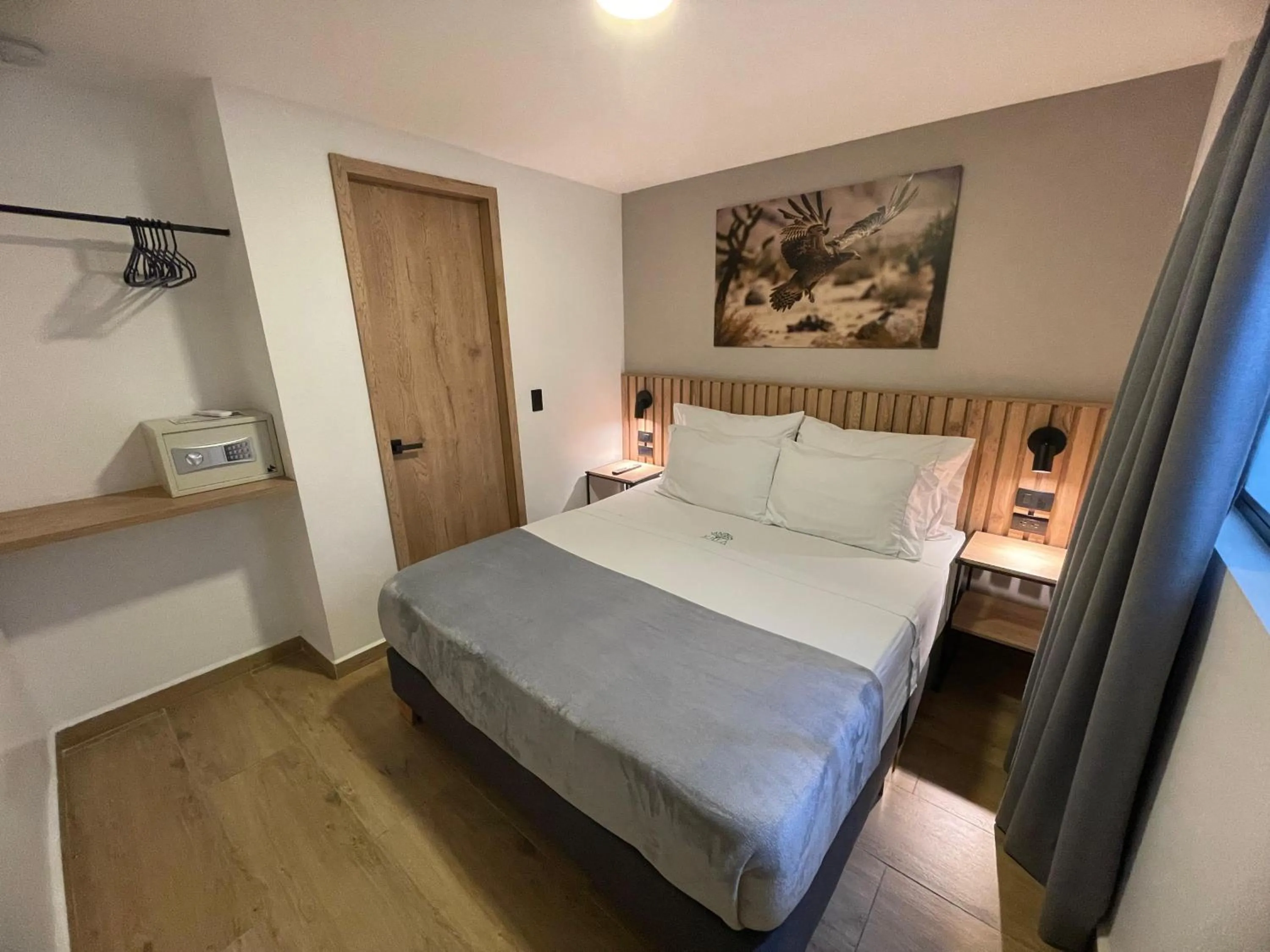 Bedroom, Bed in Vita Hotel Boutique - Aire Acondicionado & Desayuno