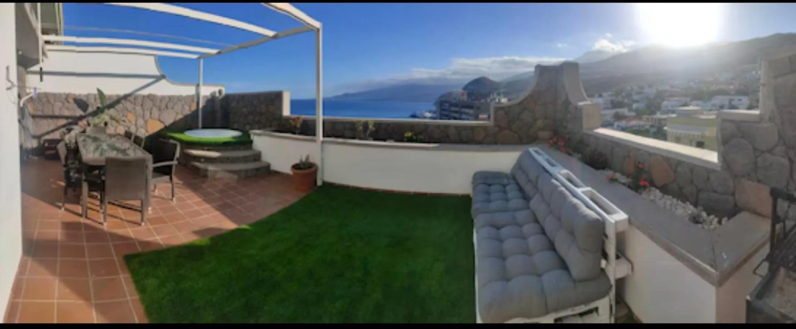 Apartamento con Vistas al mar y jacuzzi privado
