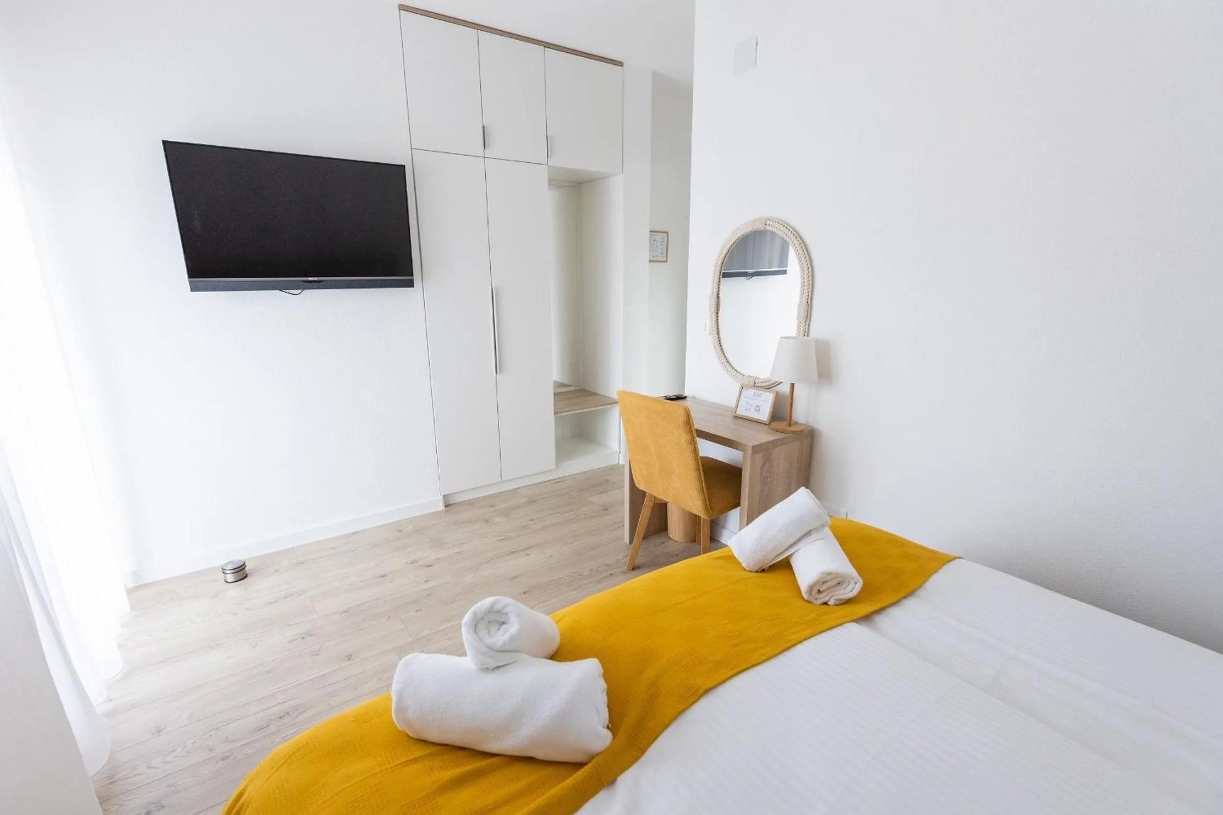 Apartment with Balcony - single occupancy in Rooms & Apartment Perak