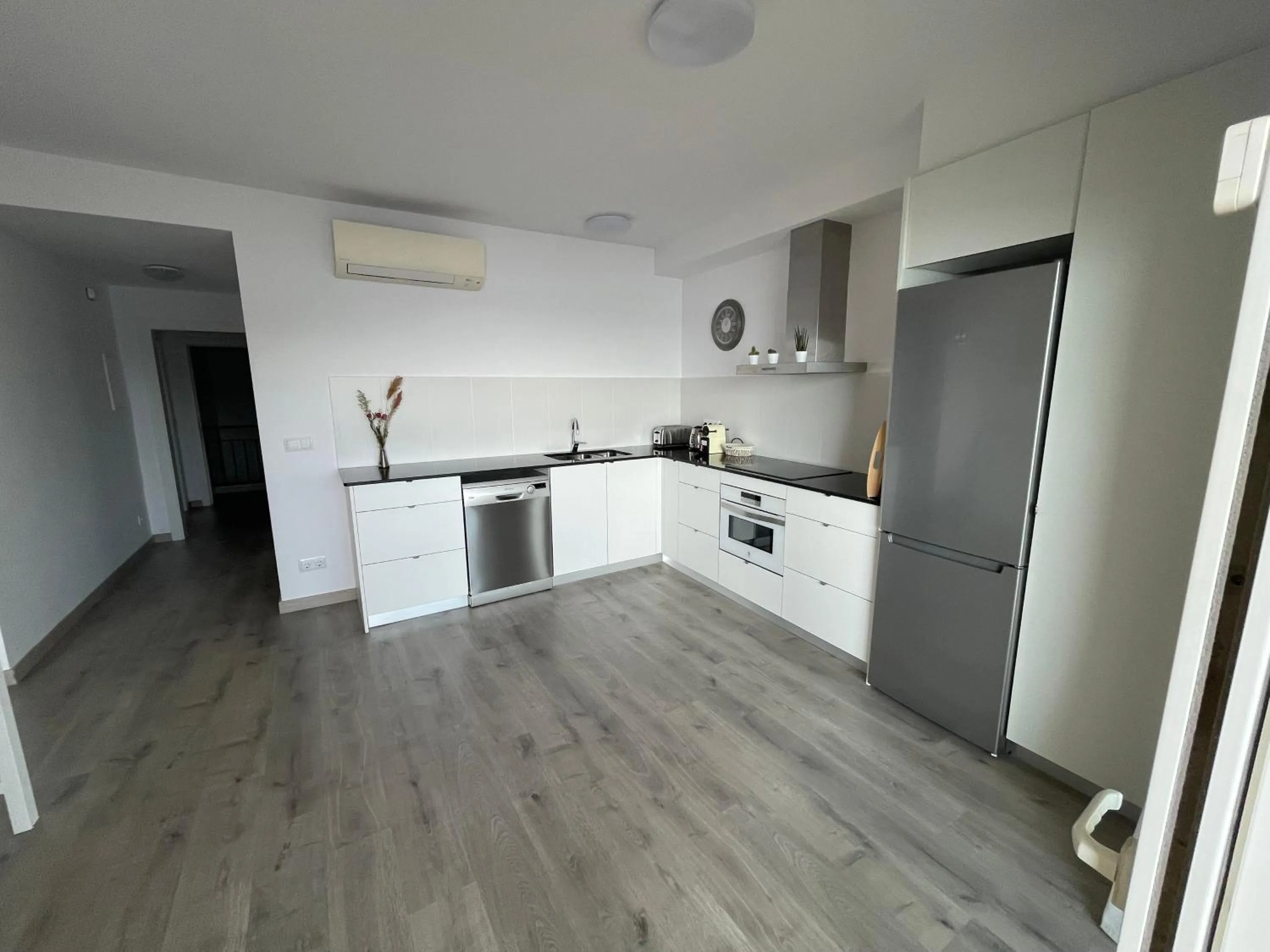 Arena, exquisito apartamento con aire acondicionado en la playa