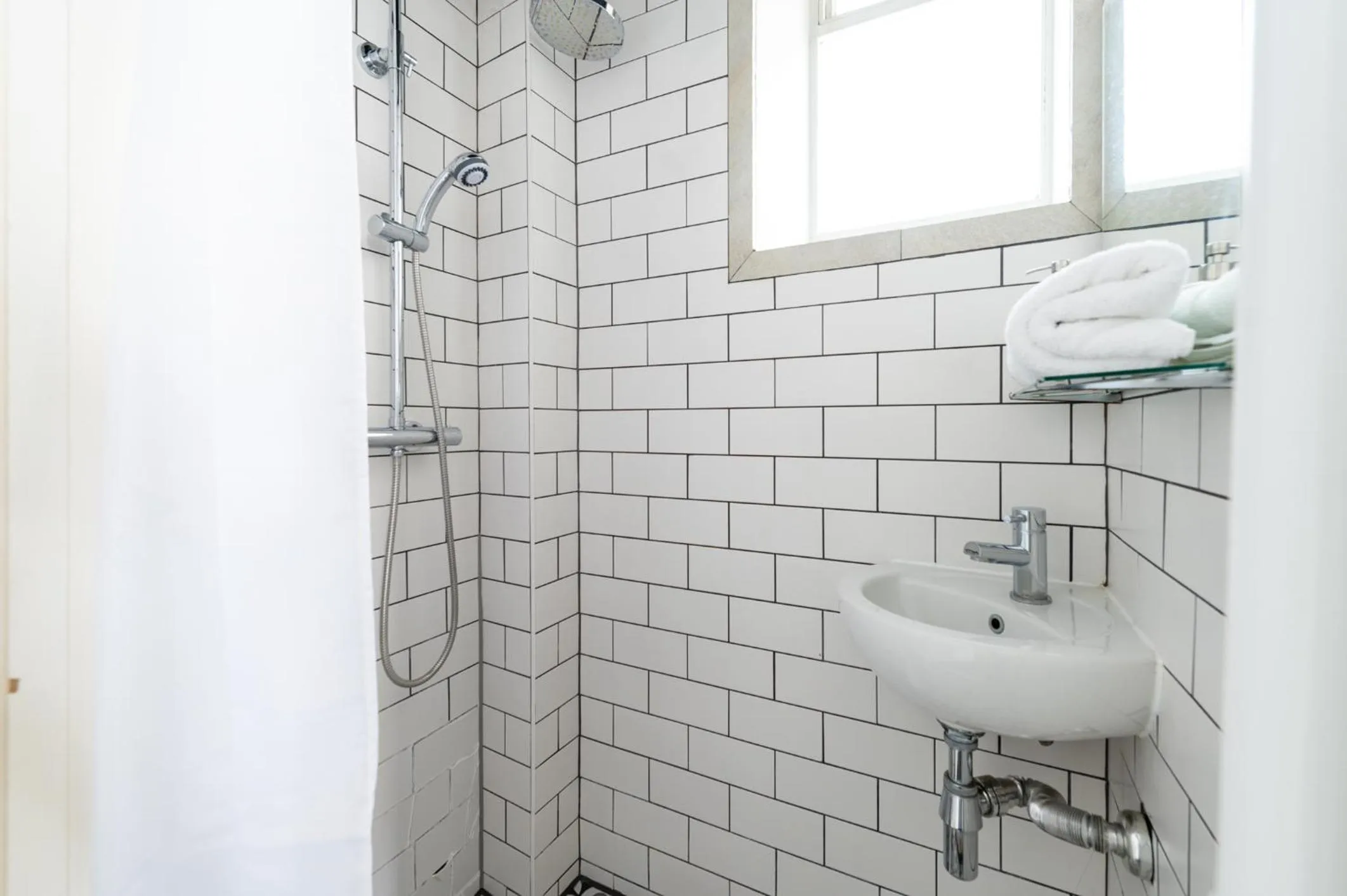 Shower in Paddington by CAPITAL