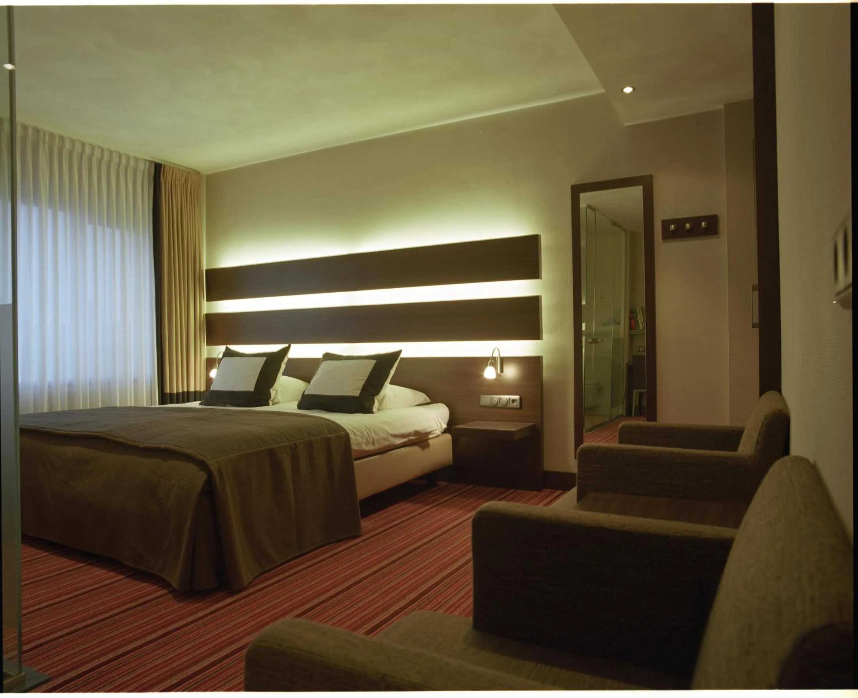 Photo of the whole room, Bed in Hotel Restaurant De Zwaan