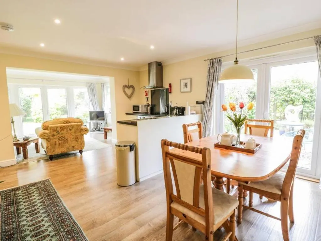 Other in Abbeyside Cottage