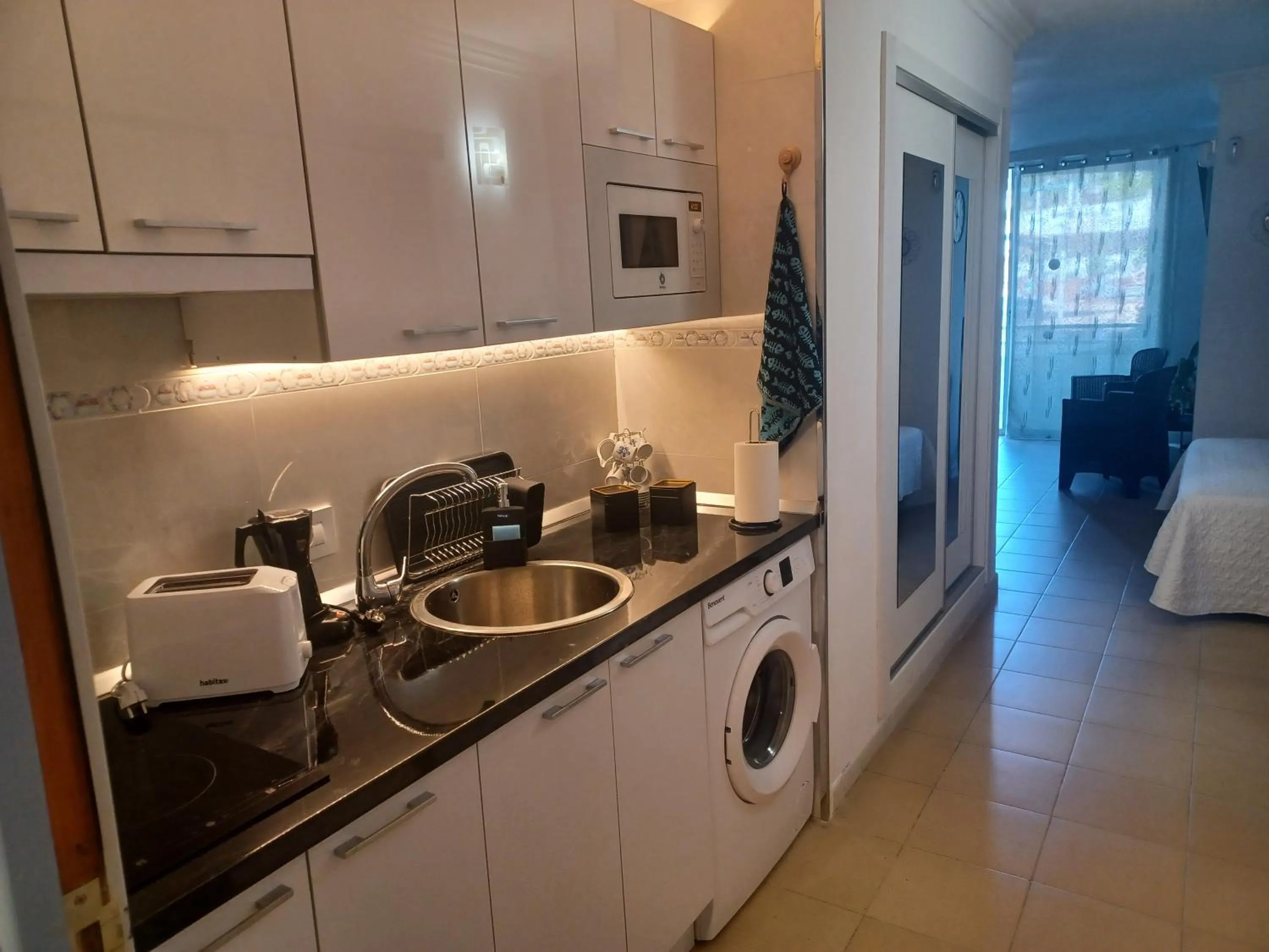 Kitchen or kitchenette in Apartamento 021 Green Park, Golf del Sur