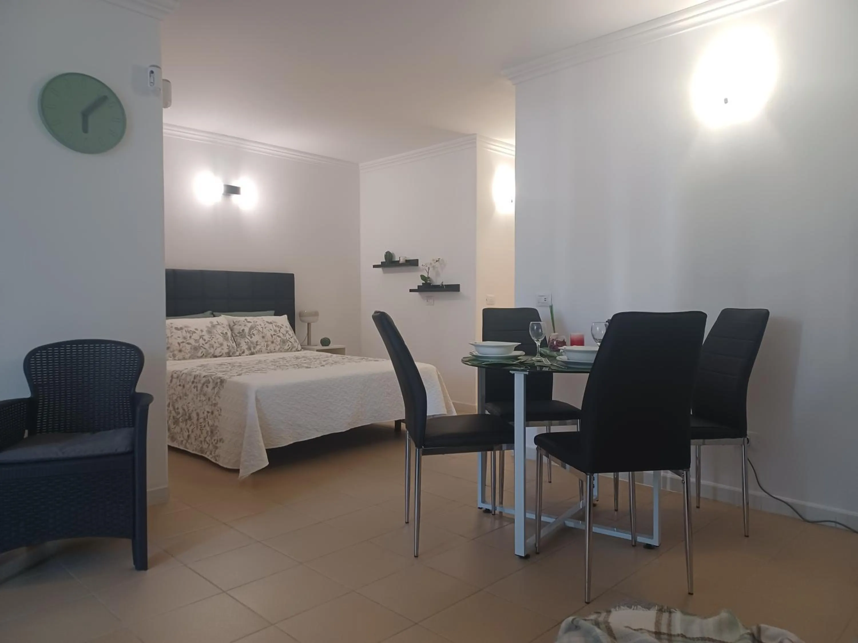 Dining area, Bed in Apartamento 021 Green Park, Golf del Sur