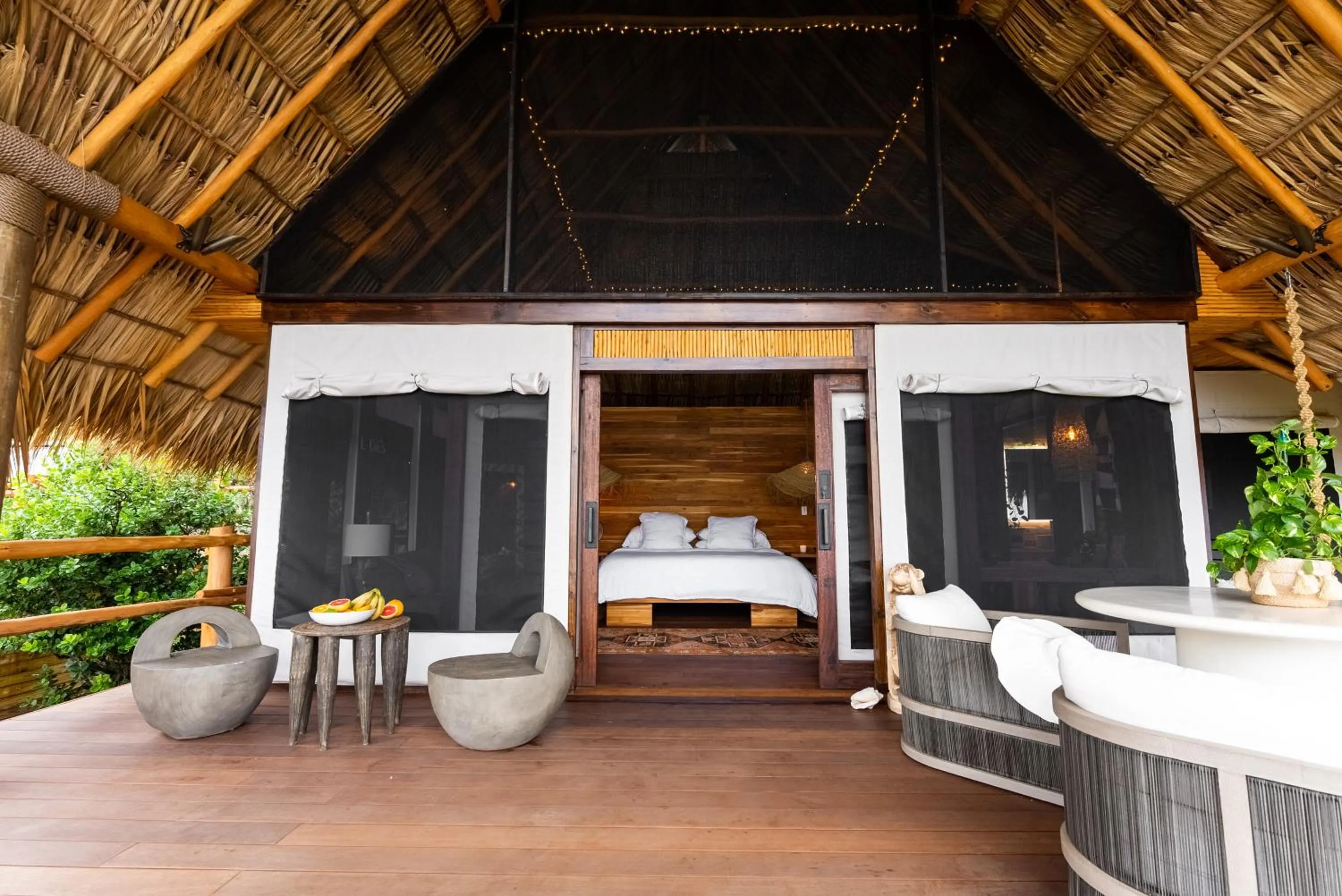 Bed in The Aerial, BVI