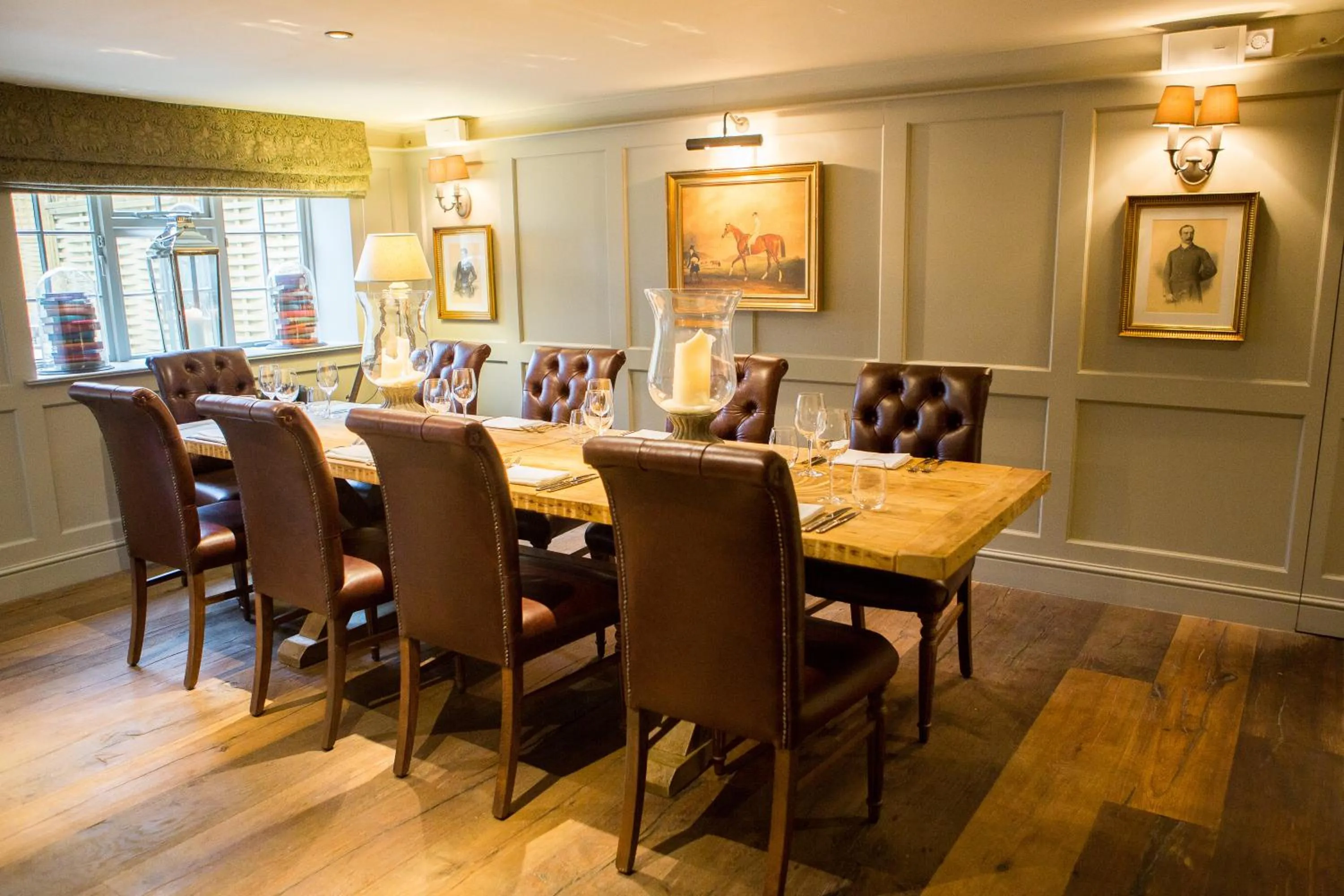 Restaurant/places to eat in The Porch House