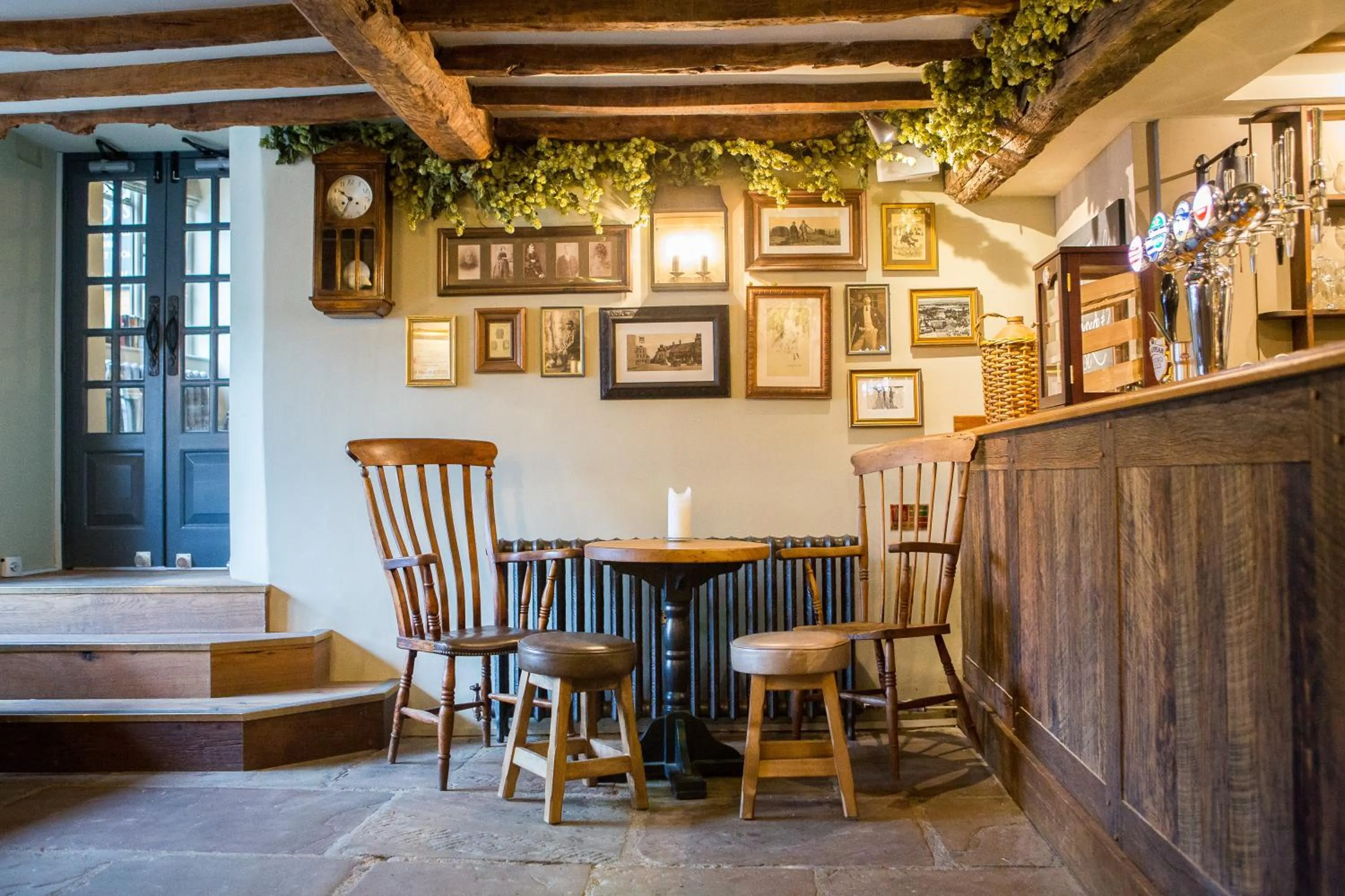 Lounge or bar in The Porch House