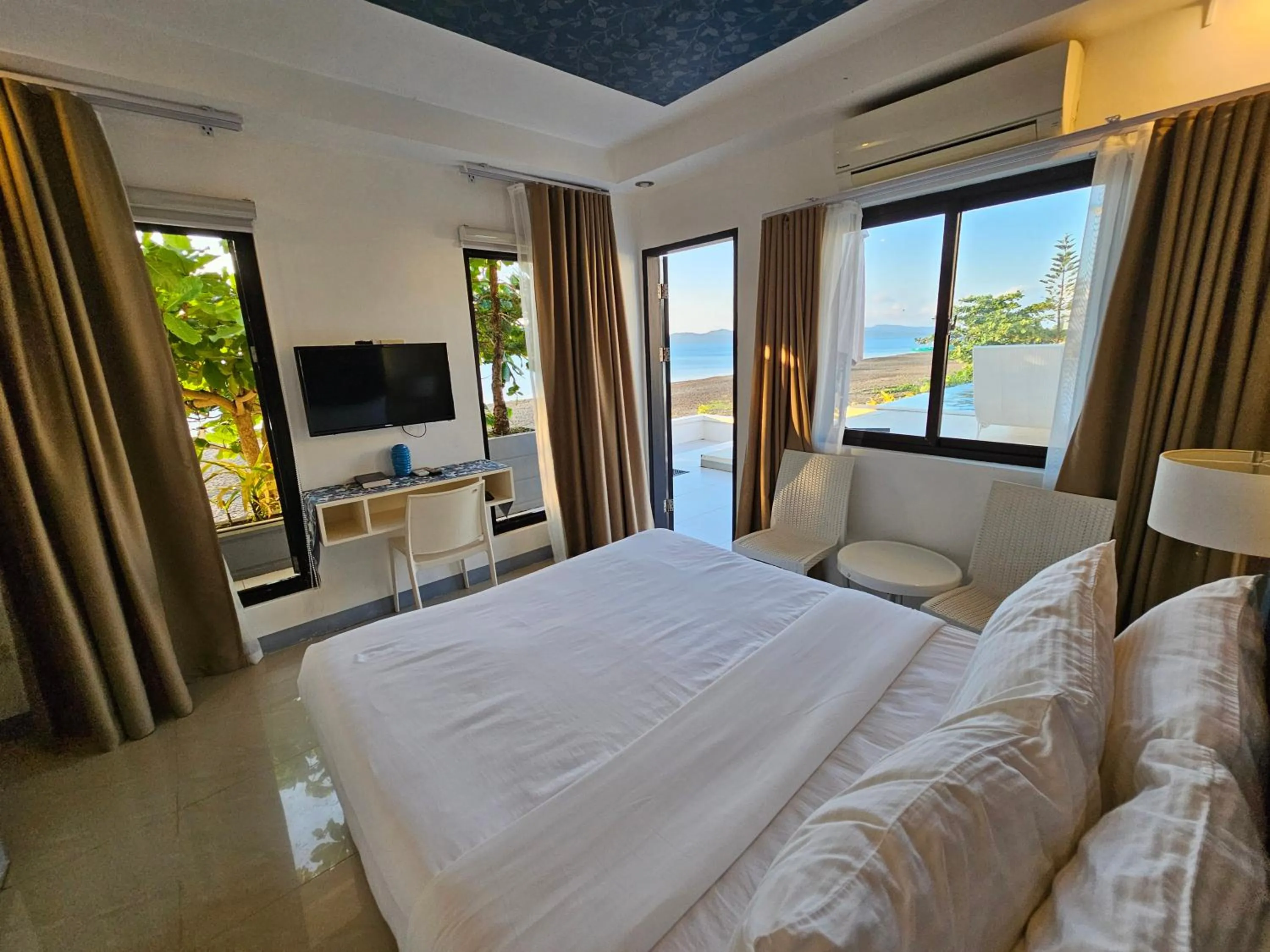 Balcony/Terrace in Blue Coast Beach Hotel