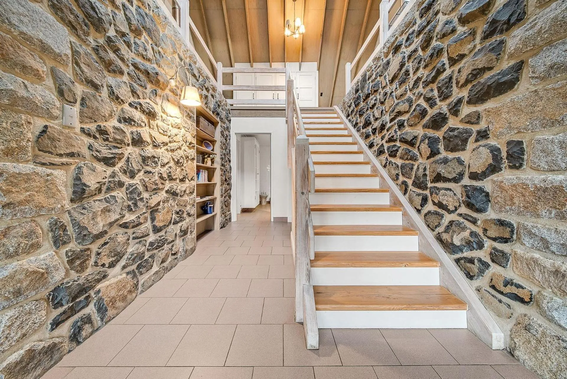 Quigtoo Cottage - Beautiful 4BR Stone Cottage l WiFi l Bath l Garden