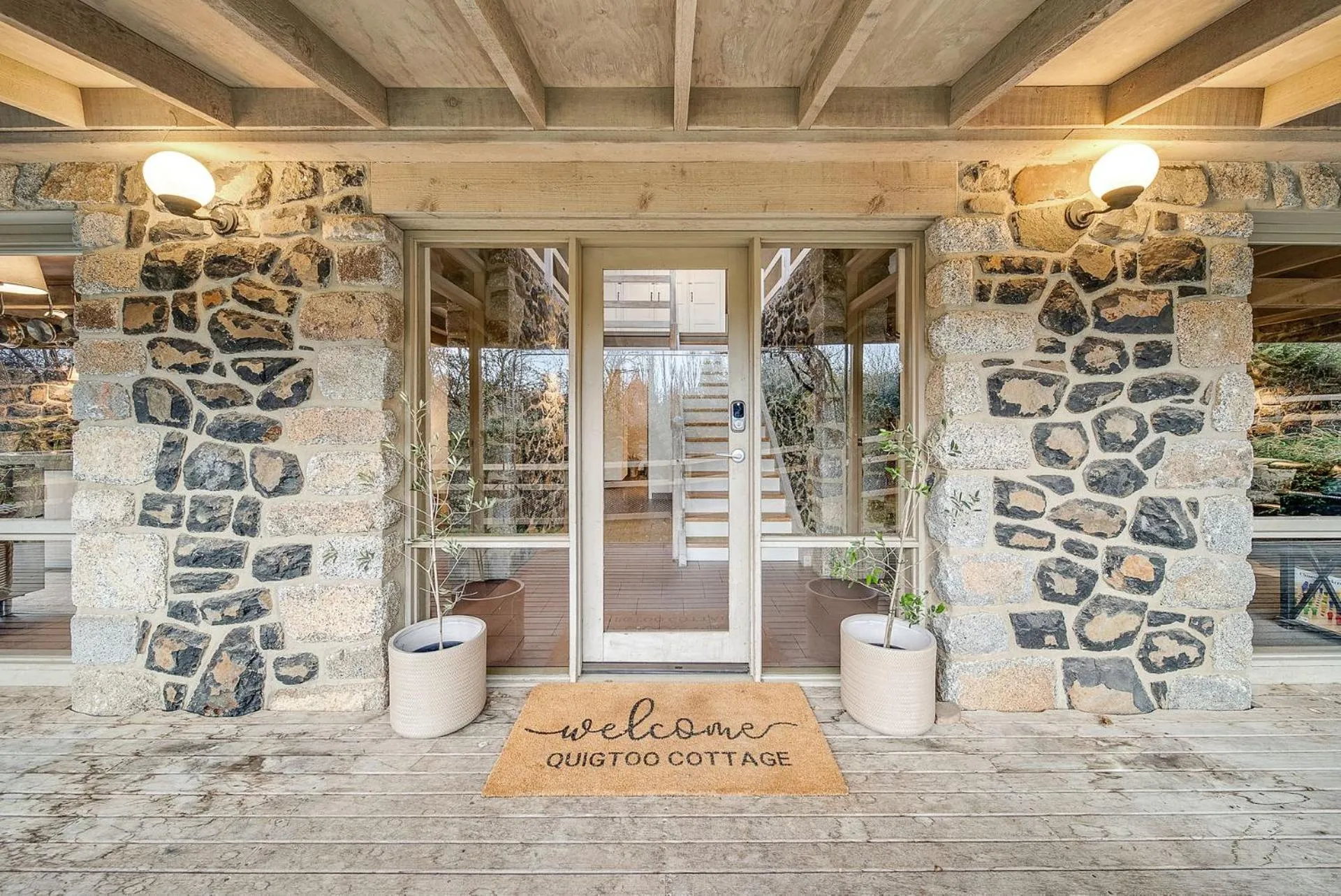 Quigtoo Cottage - Beautiful 4BR Stone Cottage l WiFi l Bath l Garden