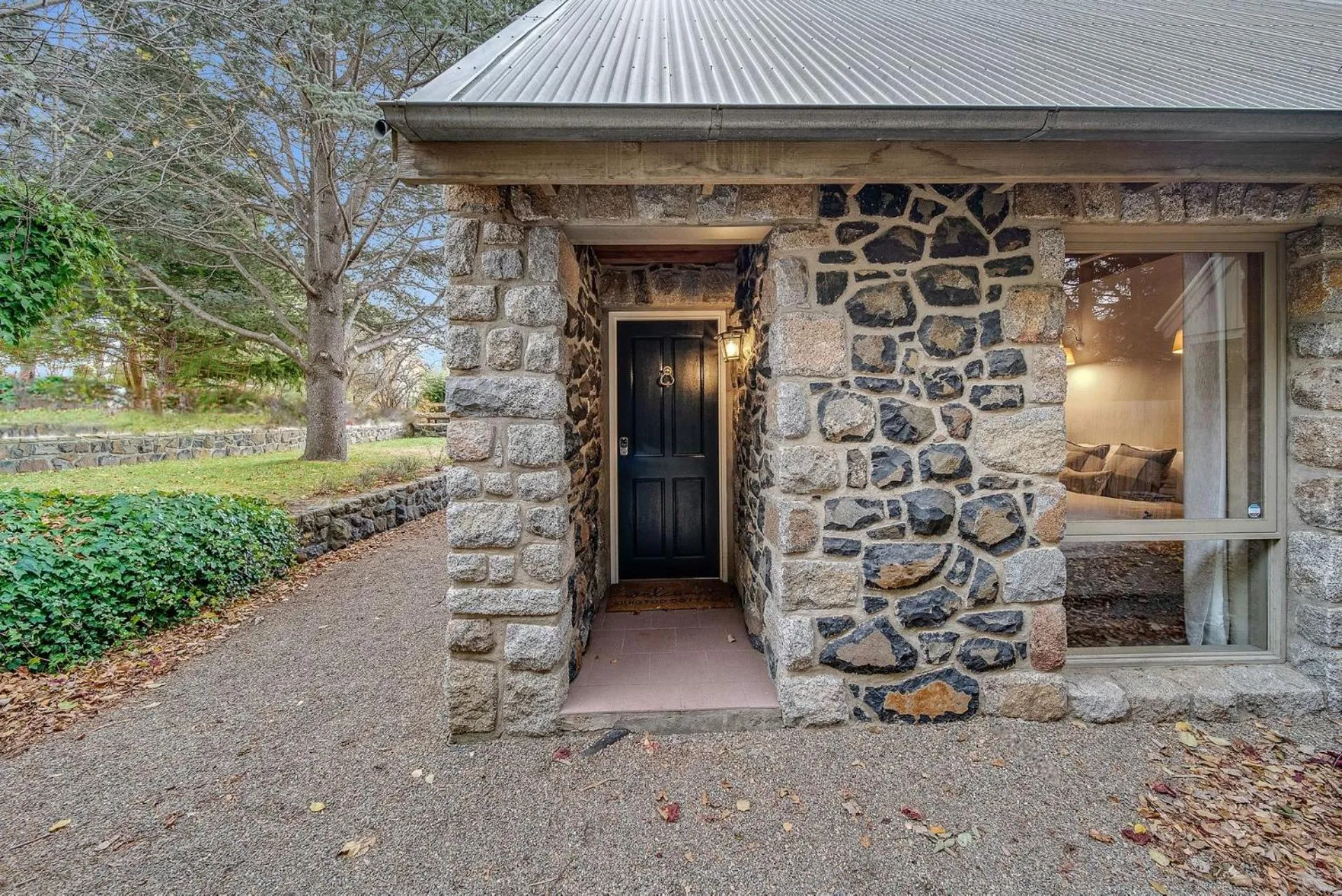 Quigtoo Cottage - Beautiful 4BR Stone Cottage l WiFi l Bath l Garden