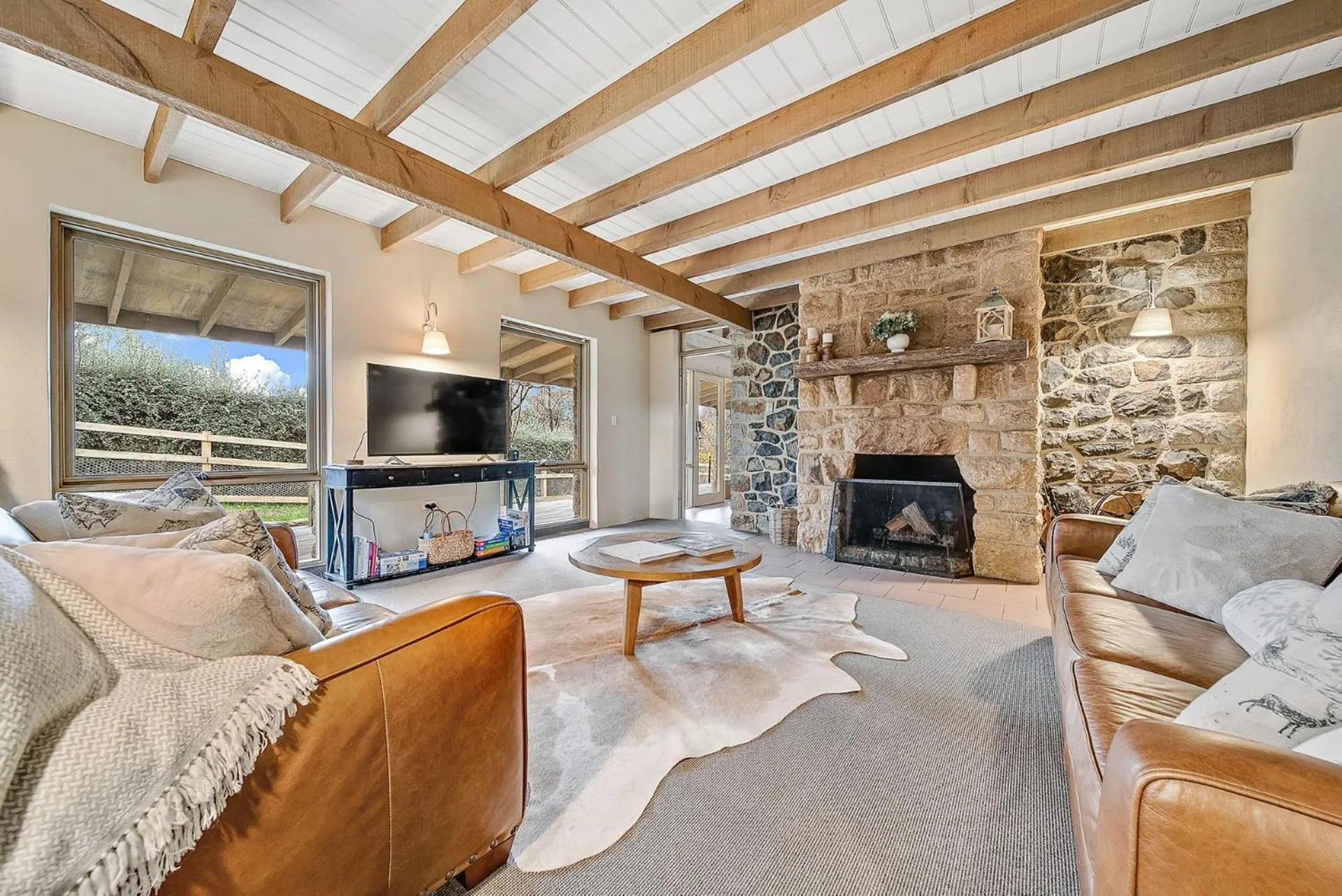 Quigtoo Cottage - Beautiful 4BR Stone Cottage l WiFi l Bath l Garden