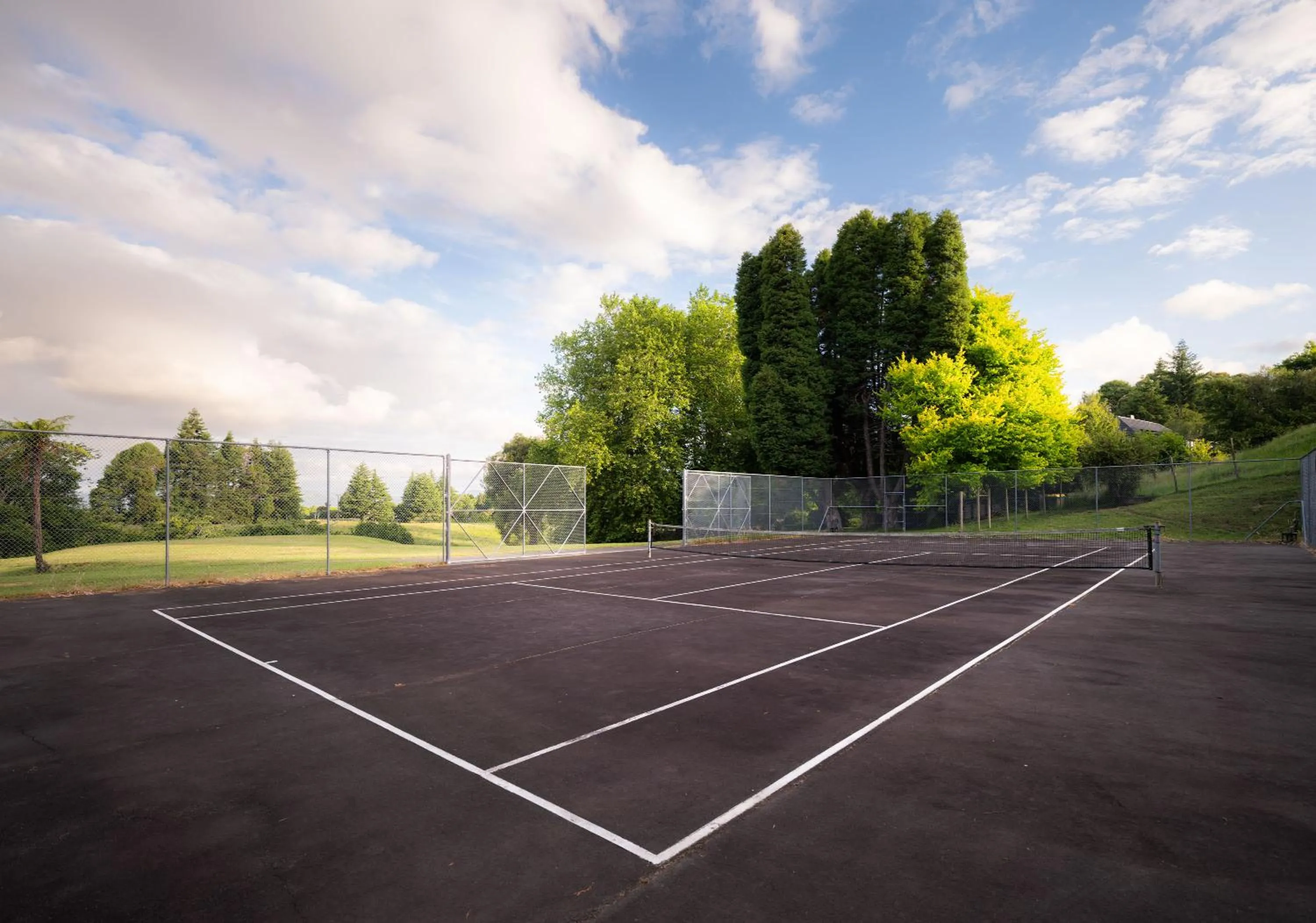 Summer in Hana Lodge