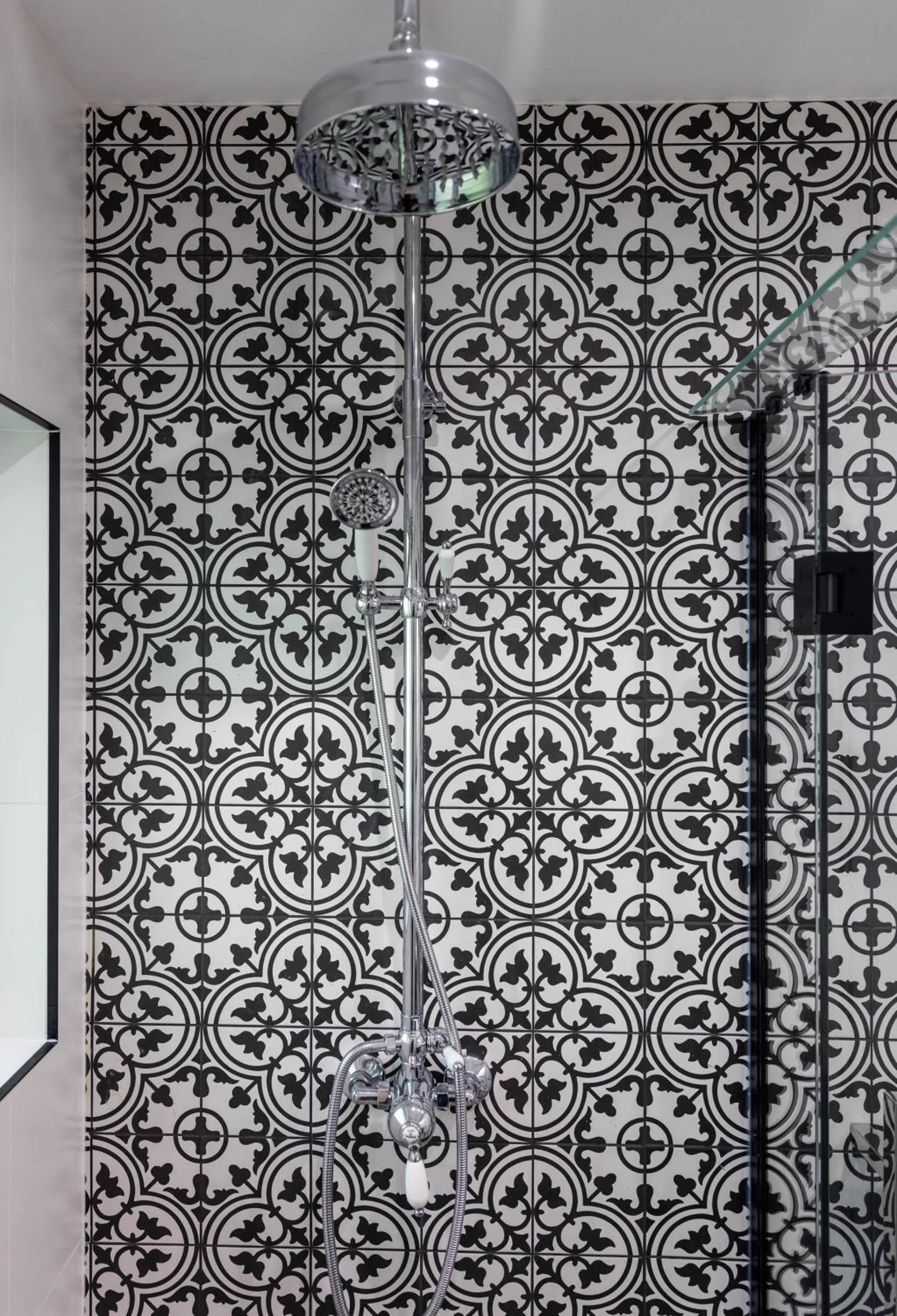 Shower in Hana Lodge