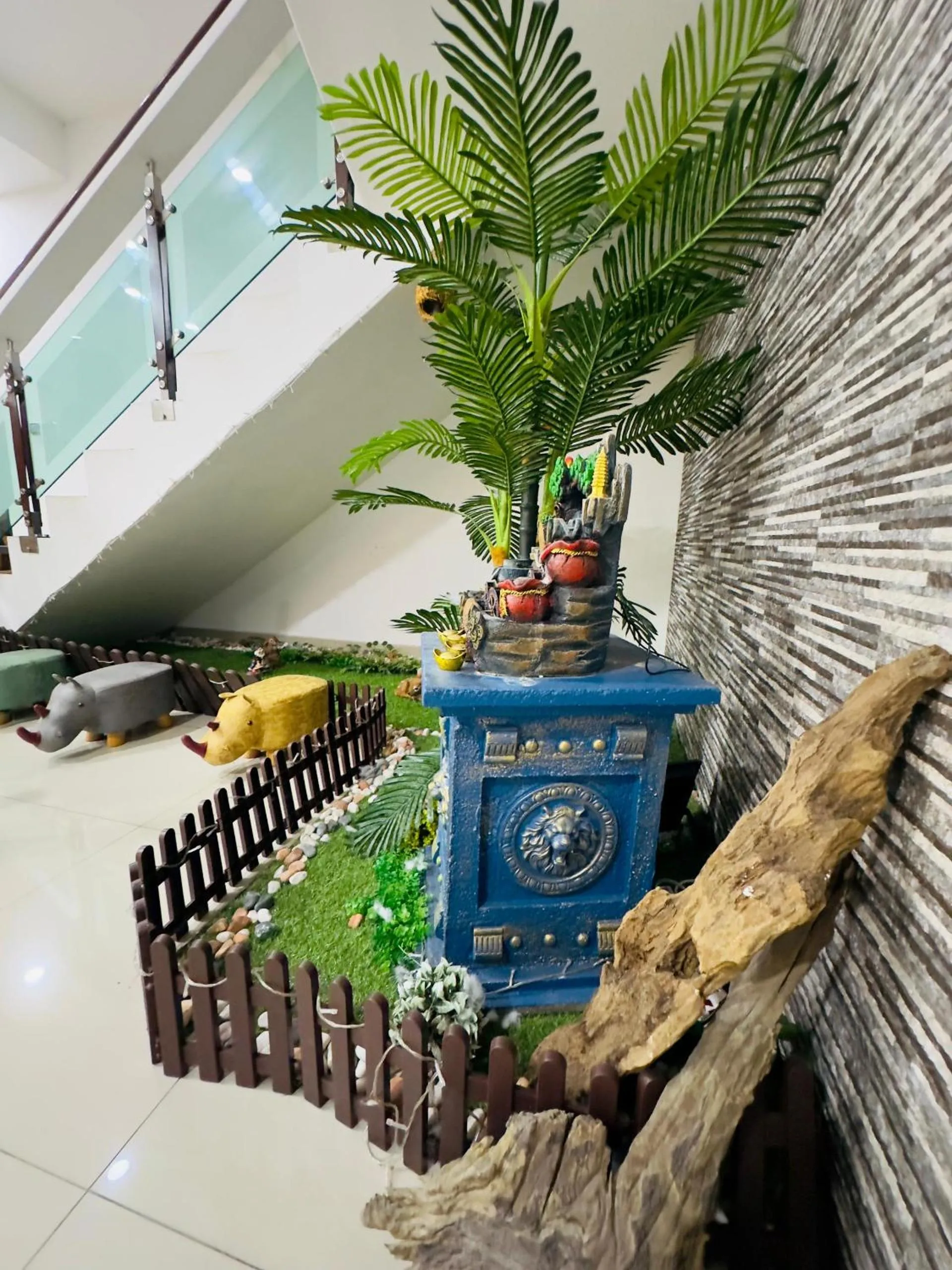 Lobby or reception in Maxwell inn