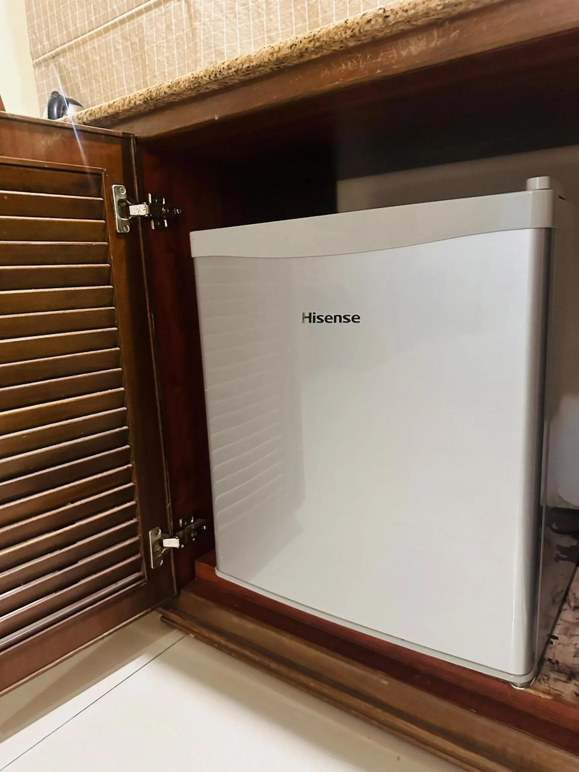 minibar in Maxwell inn