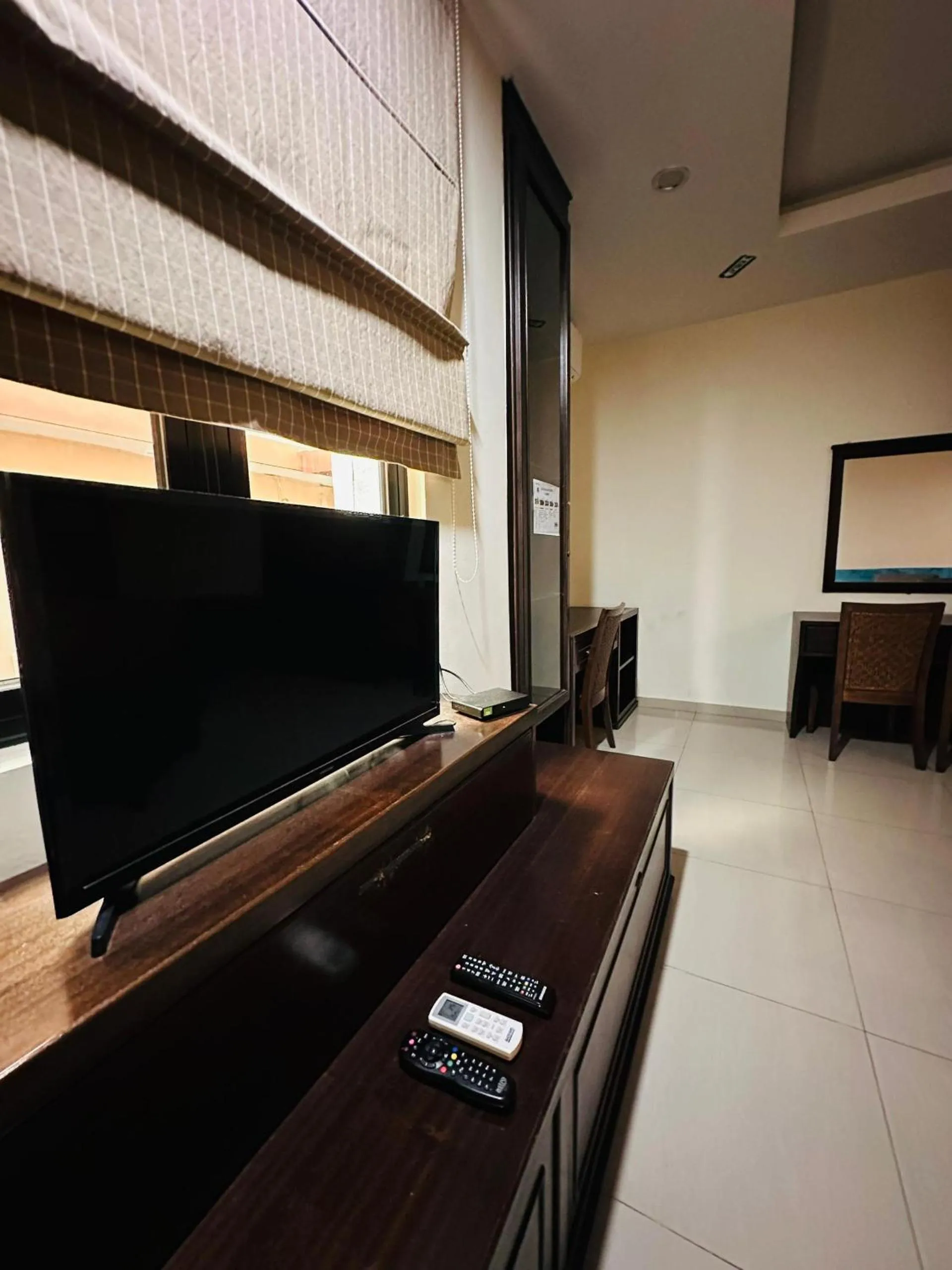 TV and multimedia in Maxwell inn