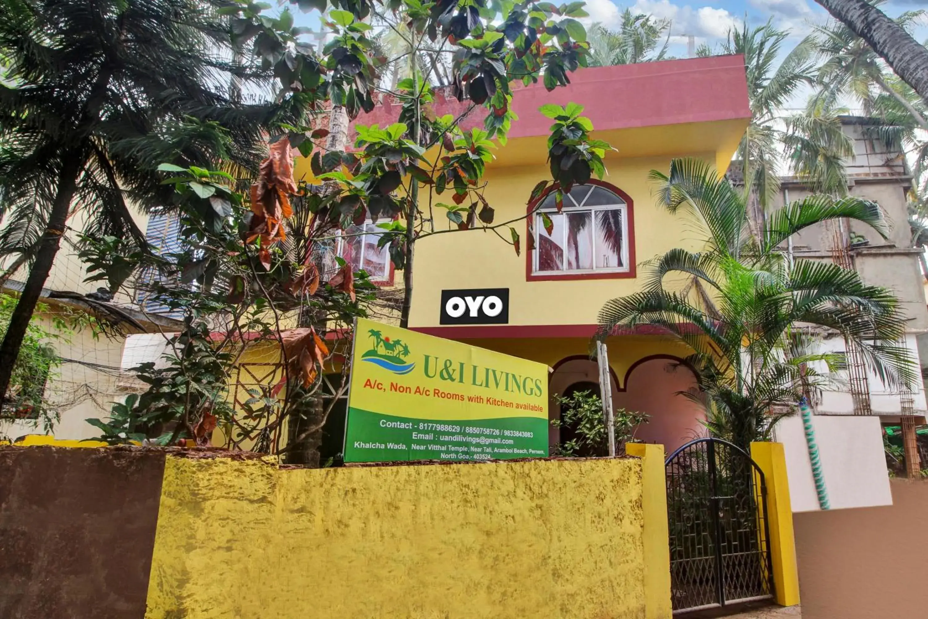 Facade/entrance in Hotel O U & I LIVINGS Facade/entrance in Hotel O U & I LIVINGS