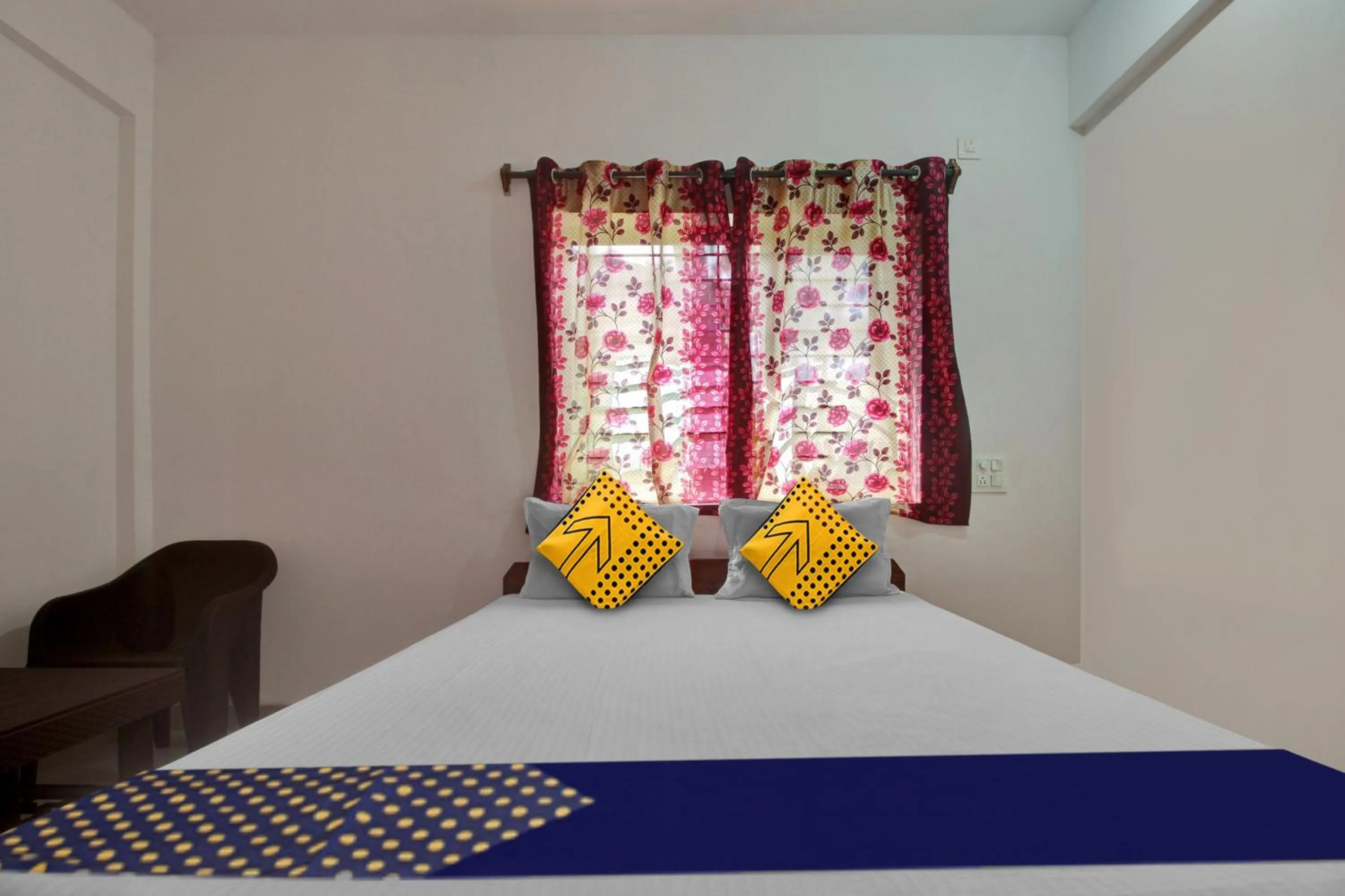 Bedroom in Hotel O U & I LIVINGS