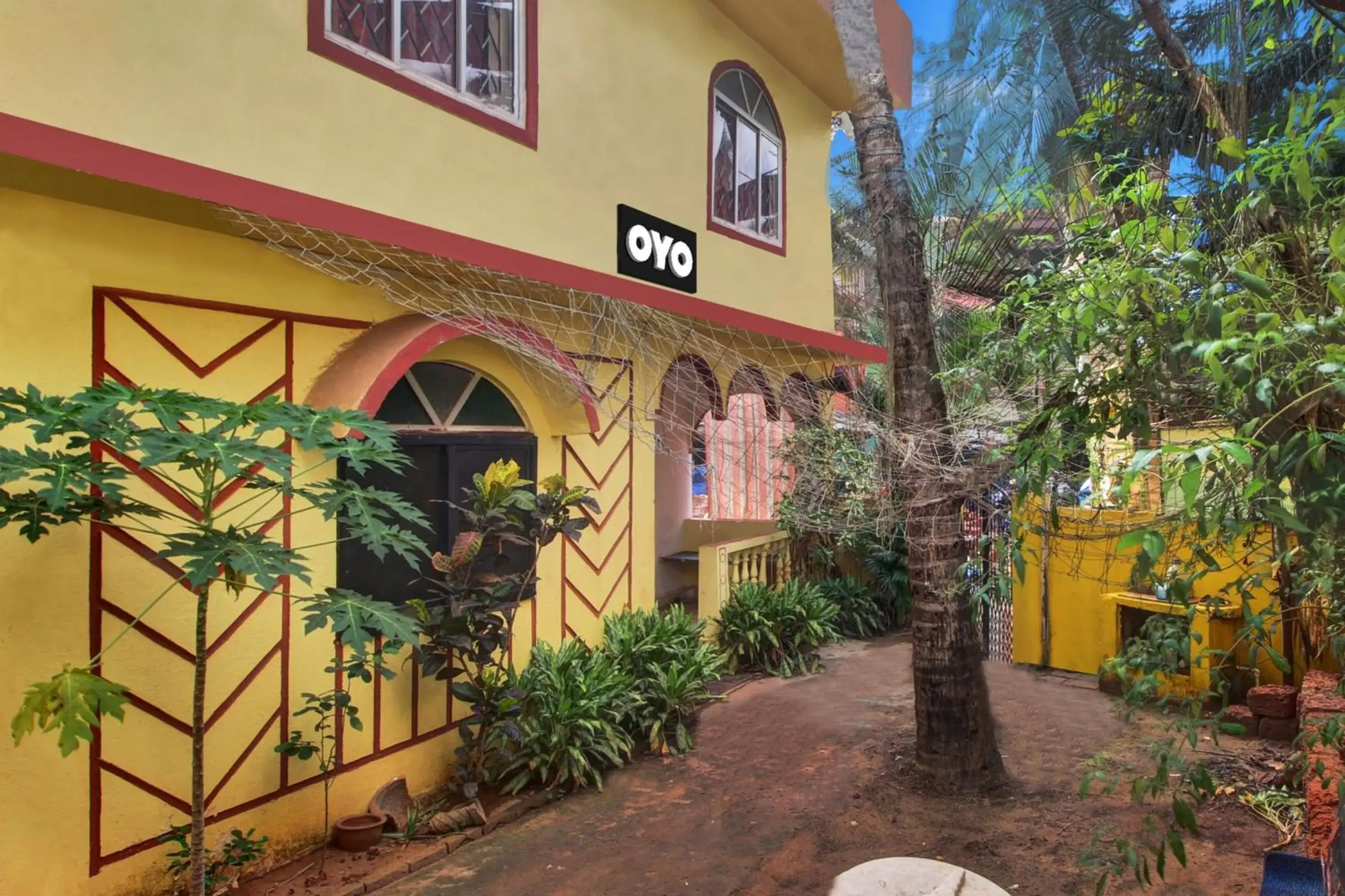 Facade/entrance in Hotel O U & I LIVINGS Facade/entrance in Hotel O U & I LIVINGS