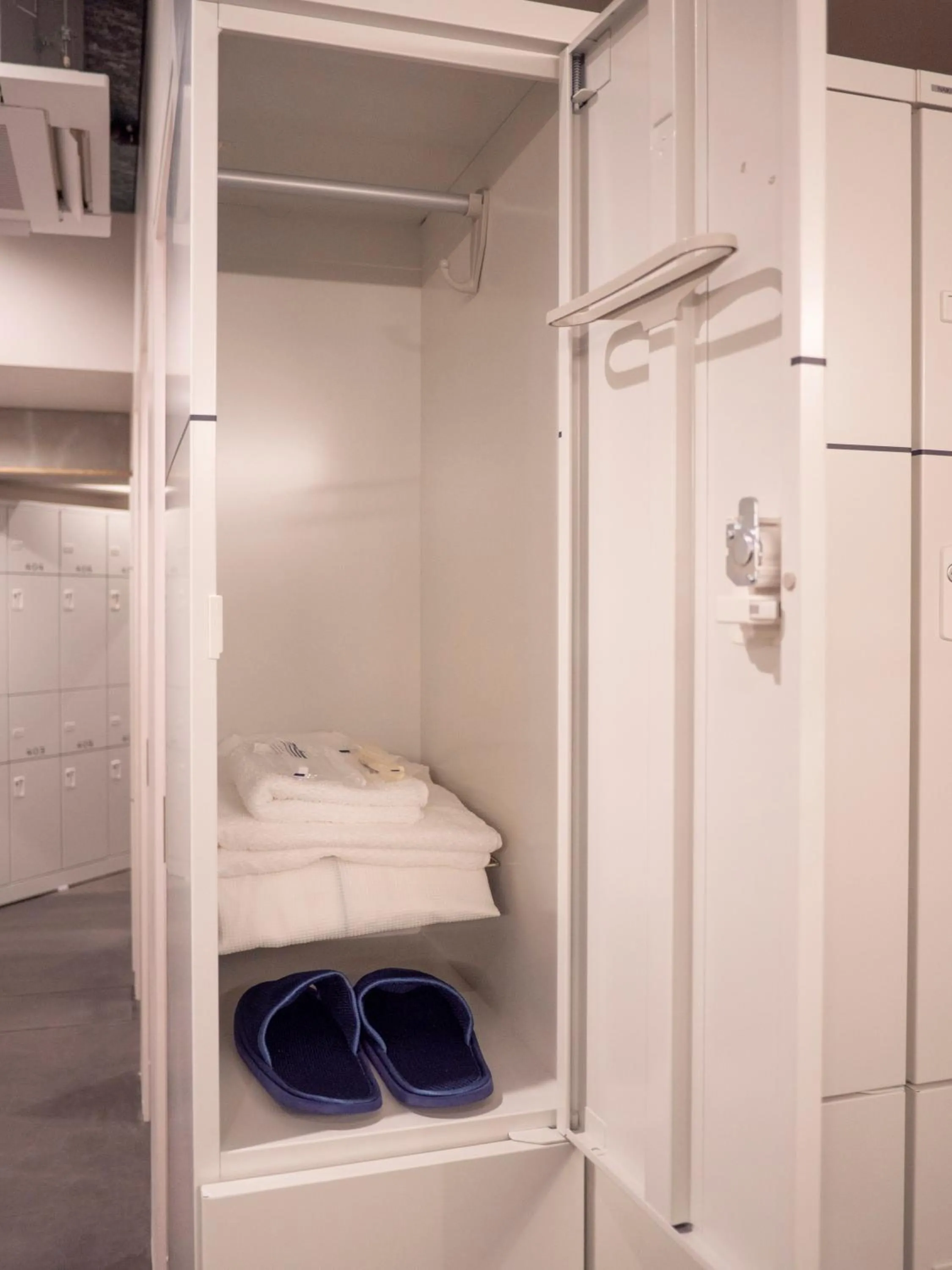 Activities, Bed in ELE Cabin Shinjuku Kabukicho