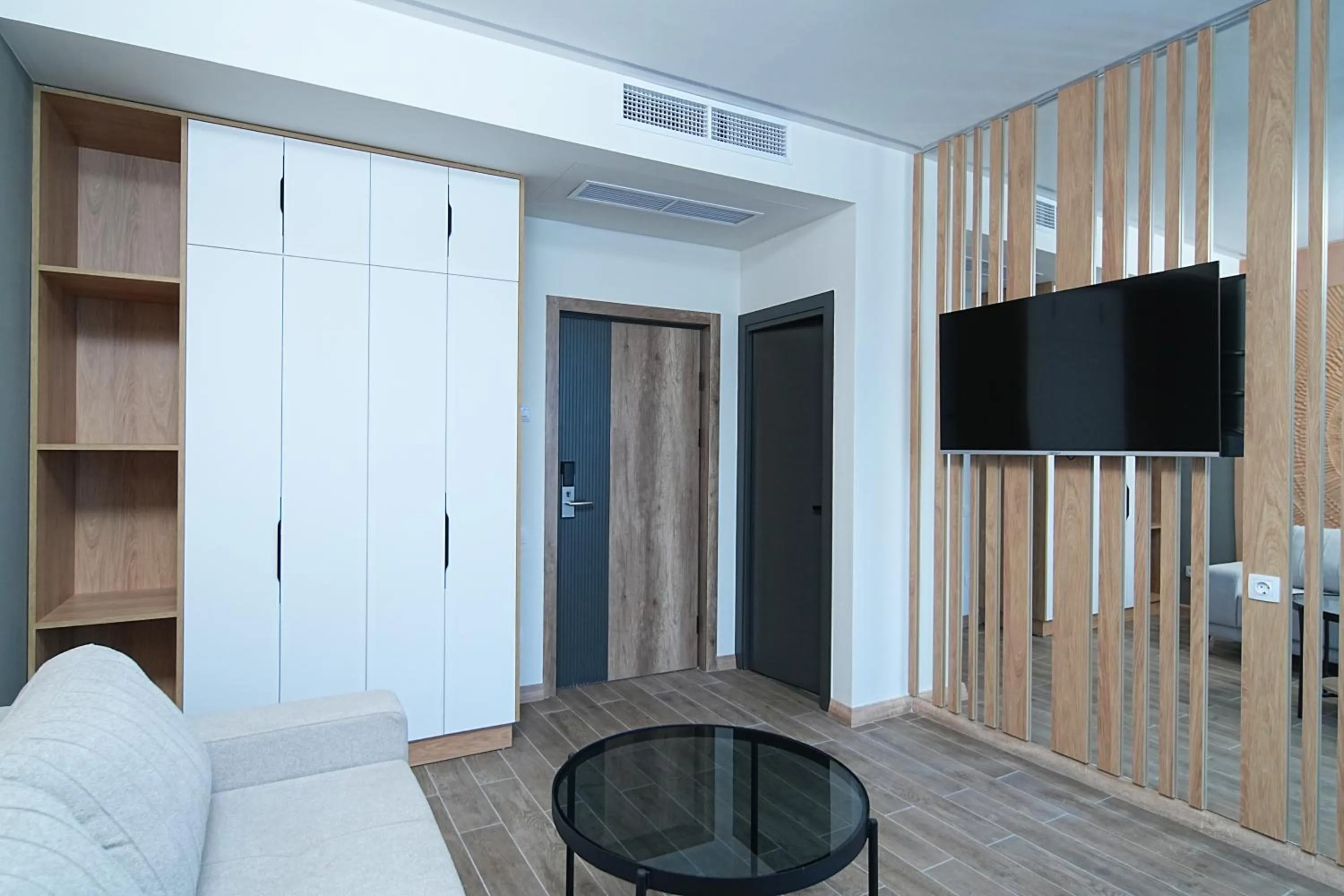 Communal lounge/ TV room in Dili Town Resort and Spa