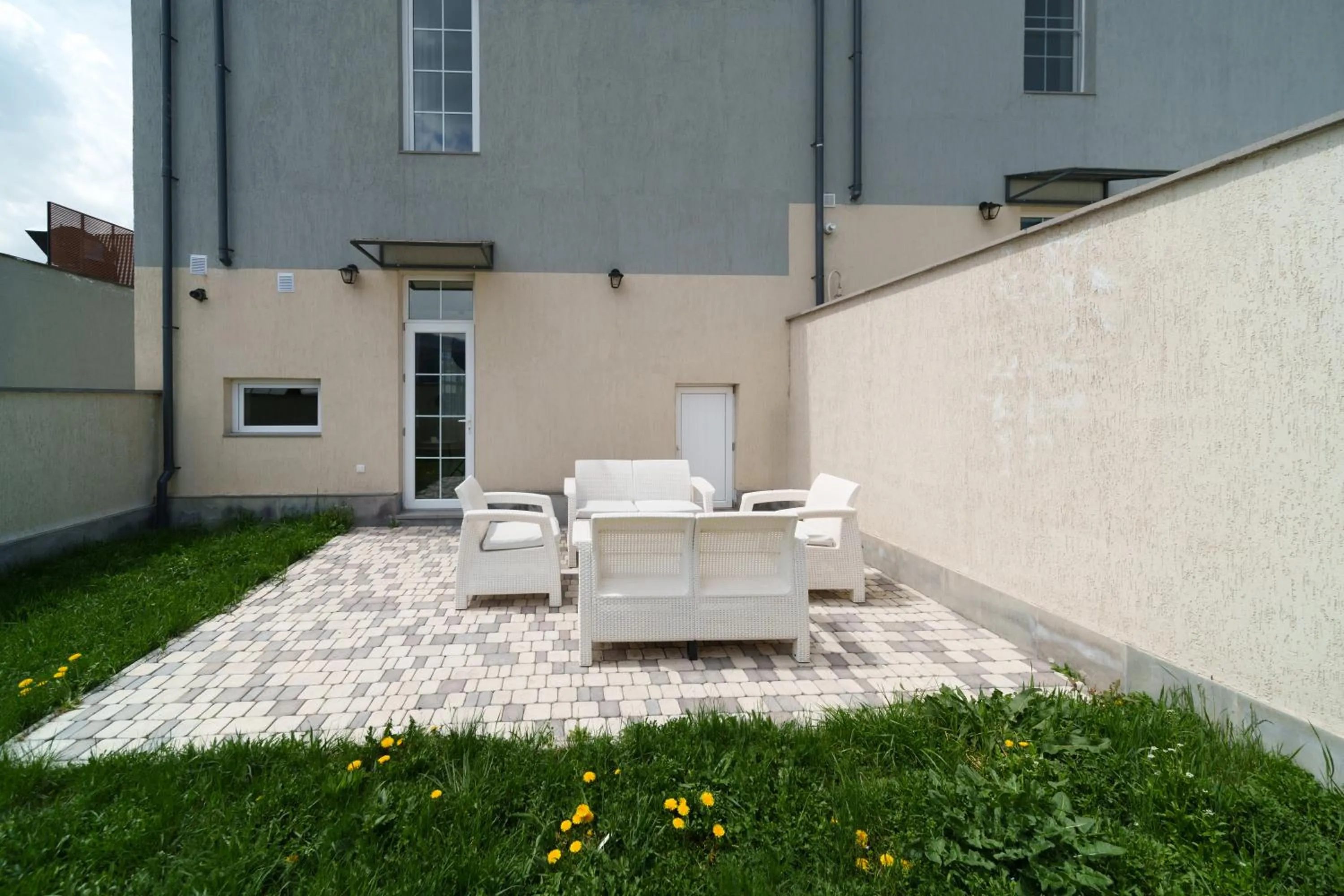 Garden in Dili Town Resort and Spa