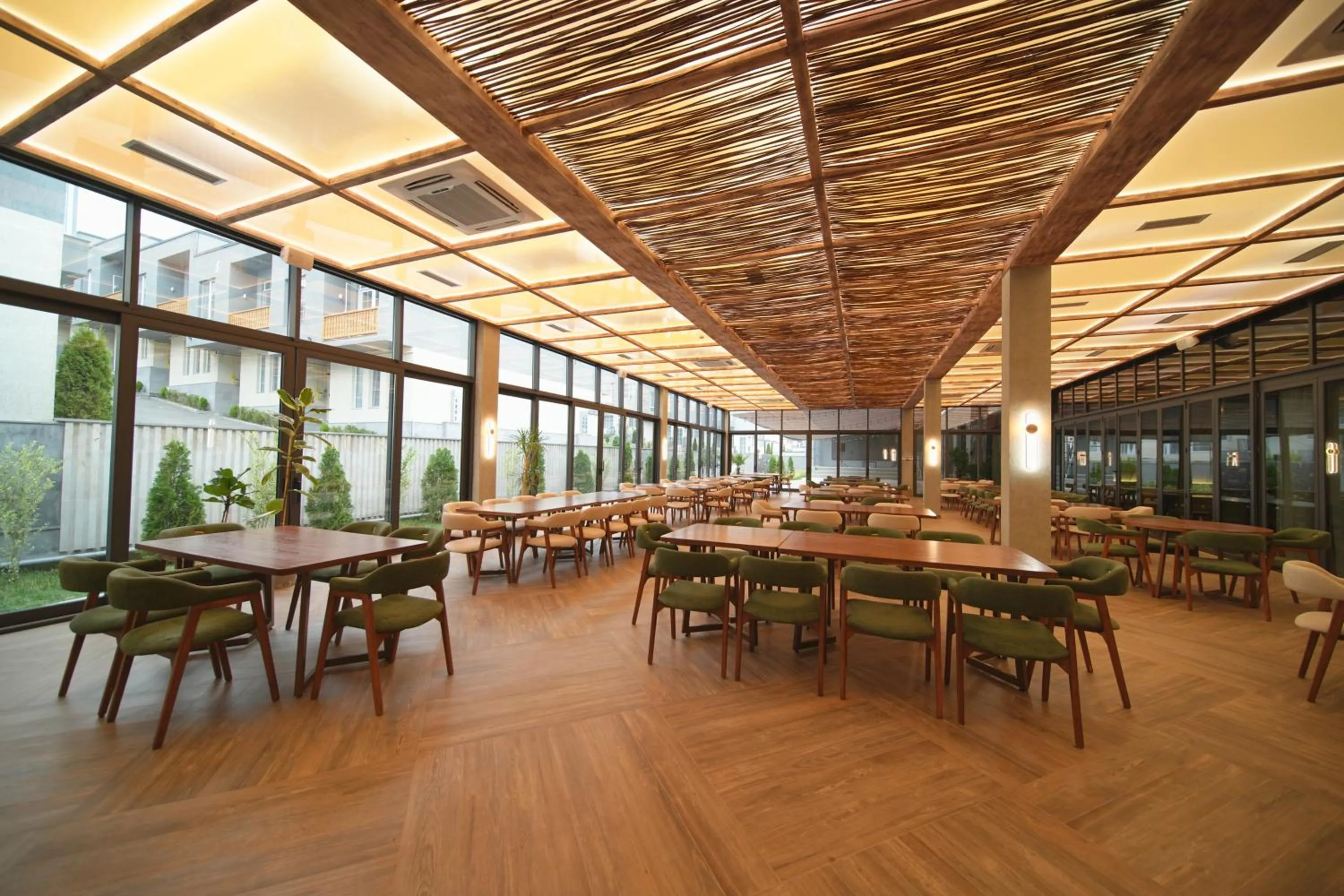 Restaurant/places to eat in Dili Town Resort and Spa