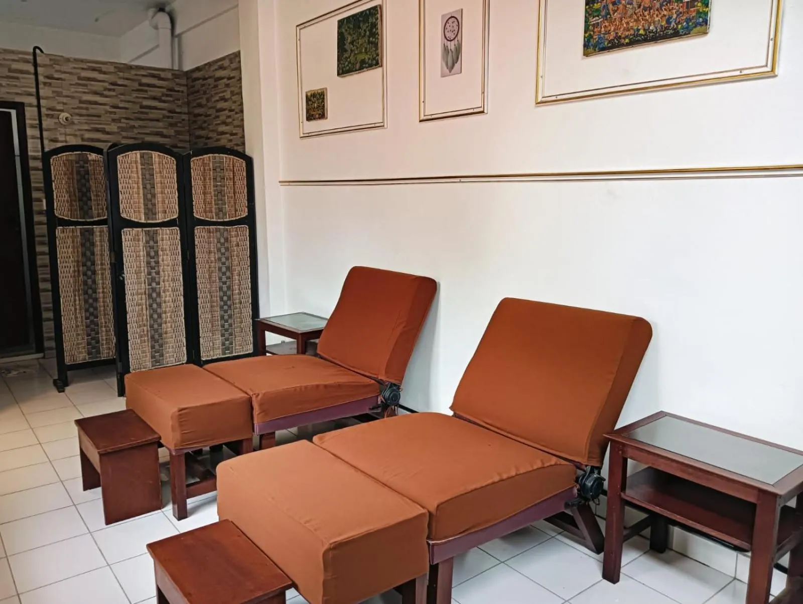 Spa and wellness centre/facilities in Nobody Inn Bali at Arya guest house