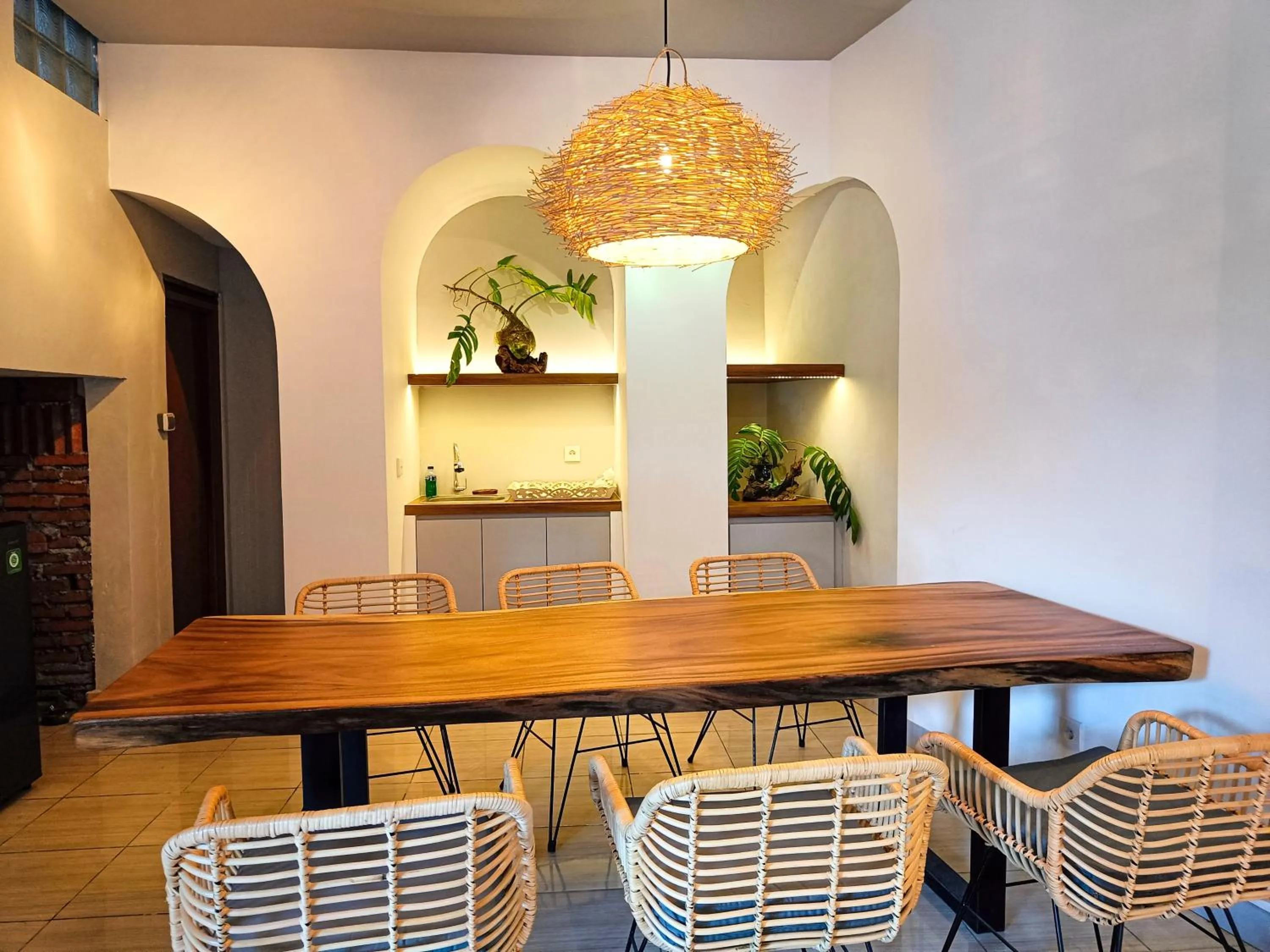 Living room in Nobody Inn Bali at Arya guest house