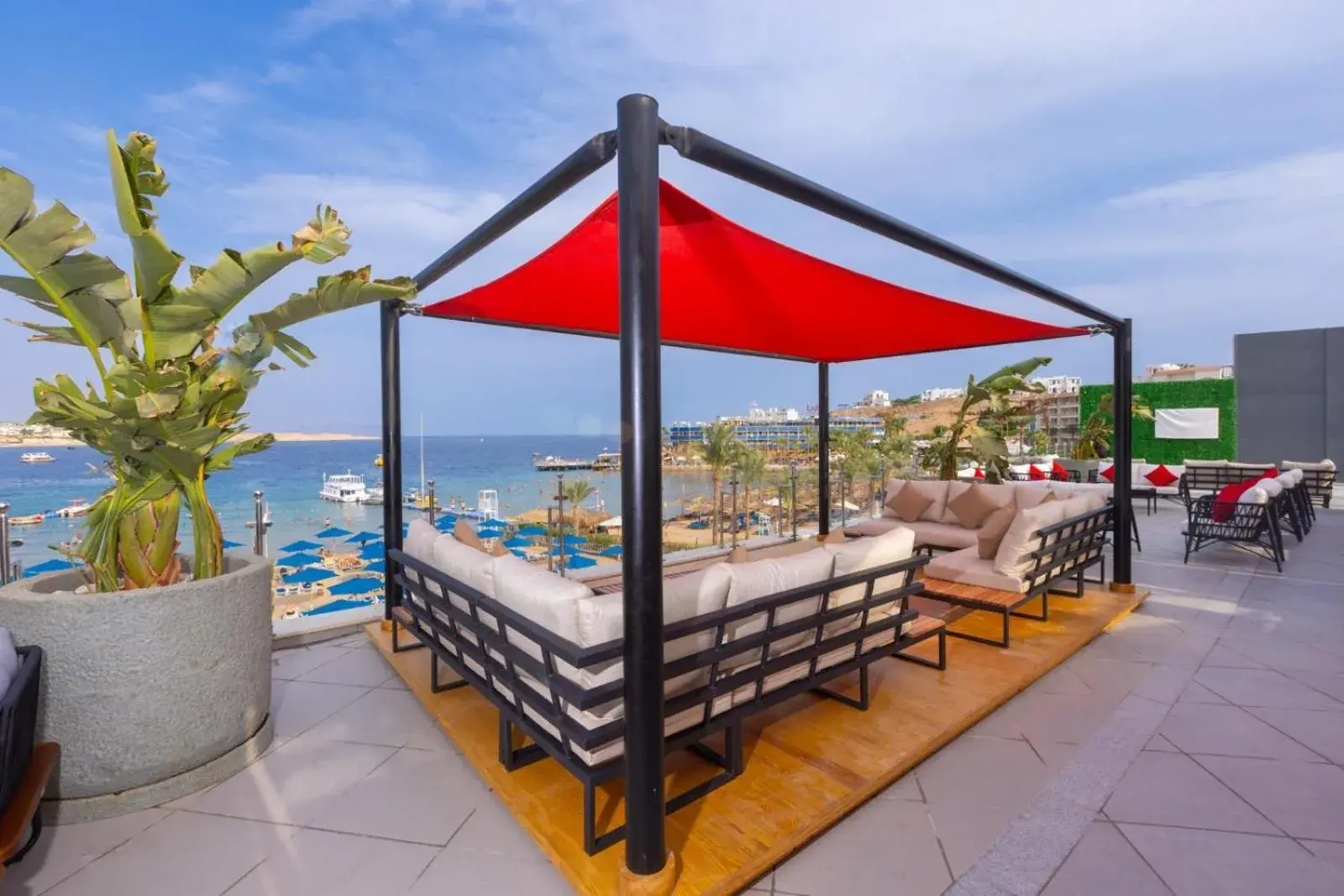 Restaurant/places to eat in Naama Bay Suites & SPA Restaurant/places to eat in Naama Bay Suites & SPA