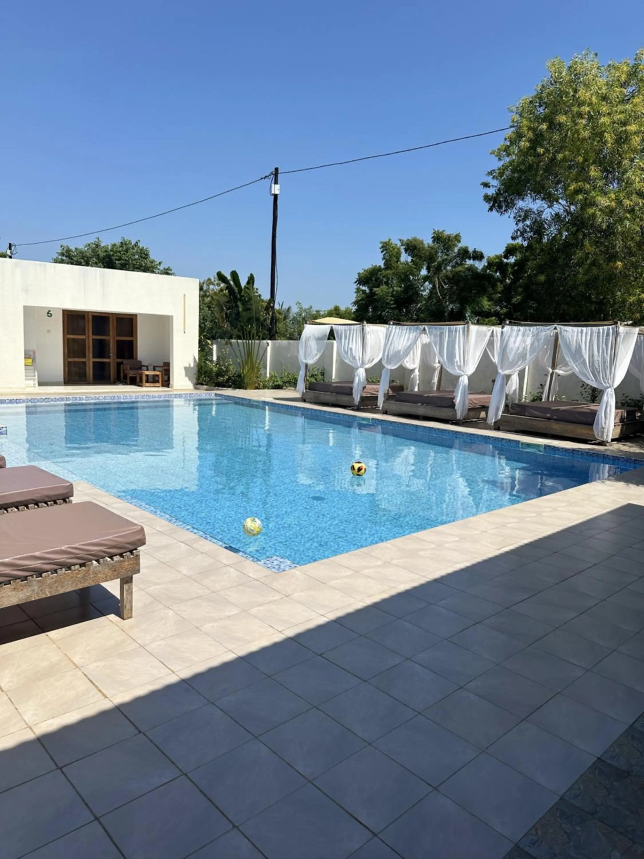 Swimming pool in Fukuchani Inn Hotel