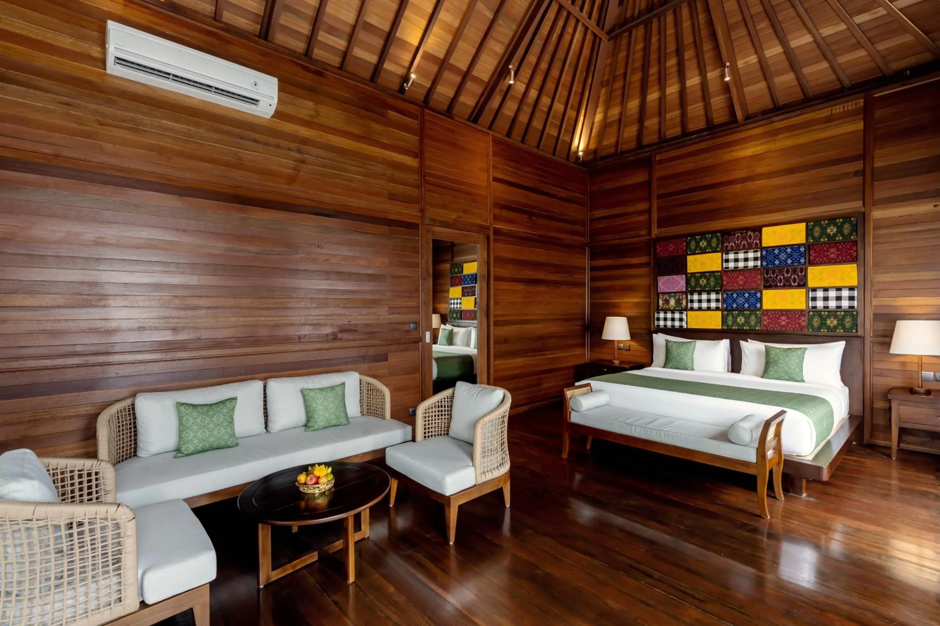 Seating area, Bed in AnandaDara Ubud Resort & Spa