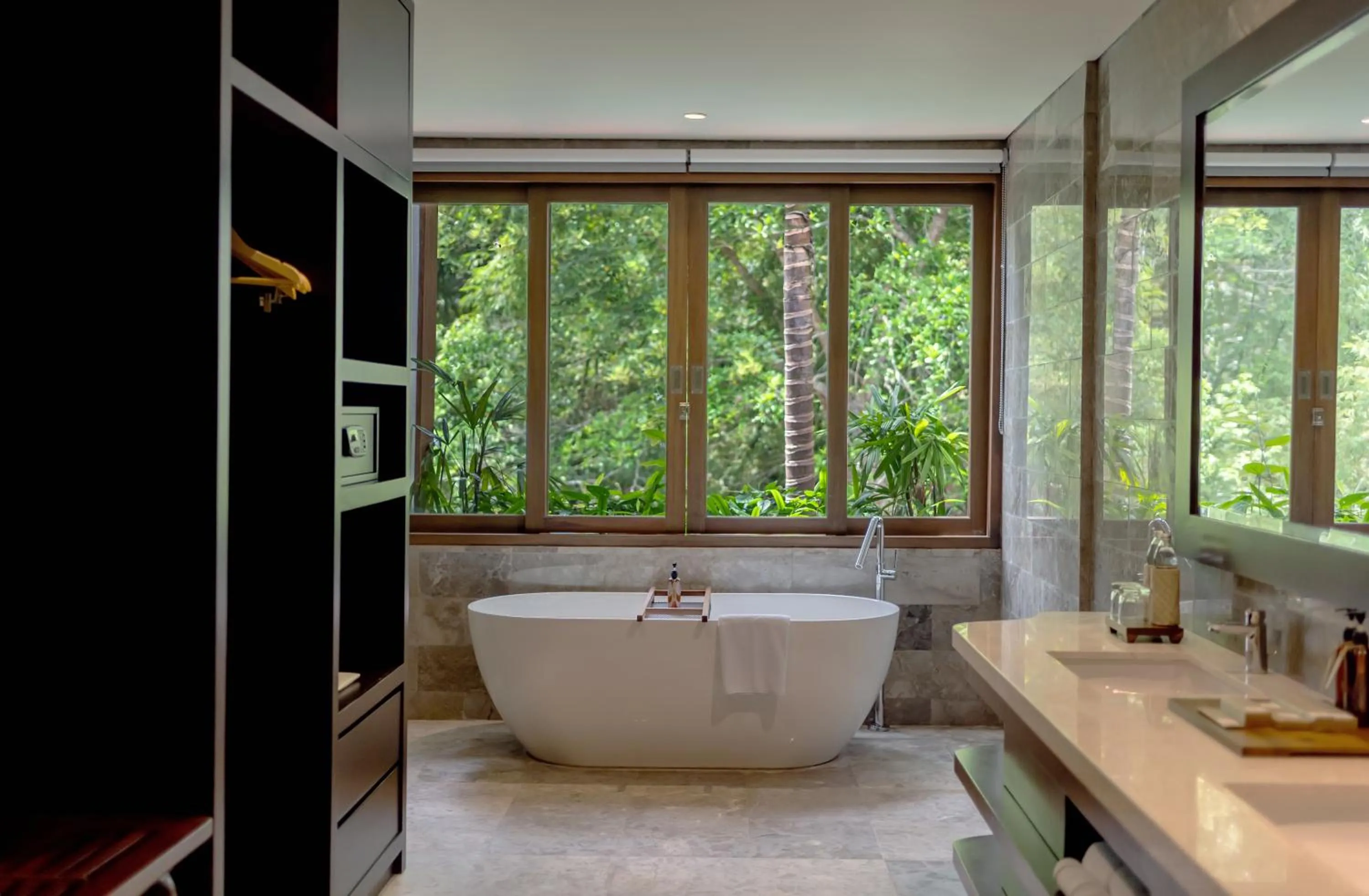 Bath in AnandaDara Ubud Resort & Spa
