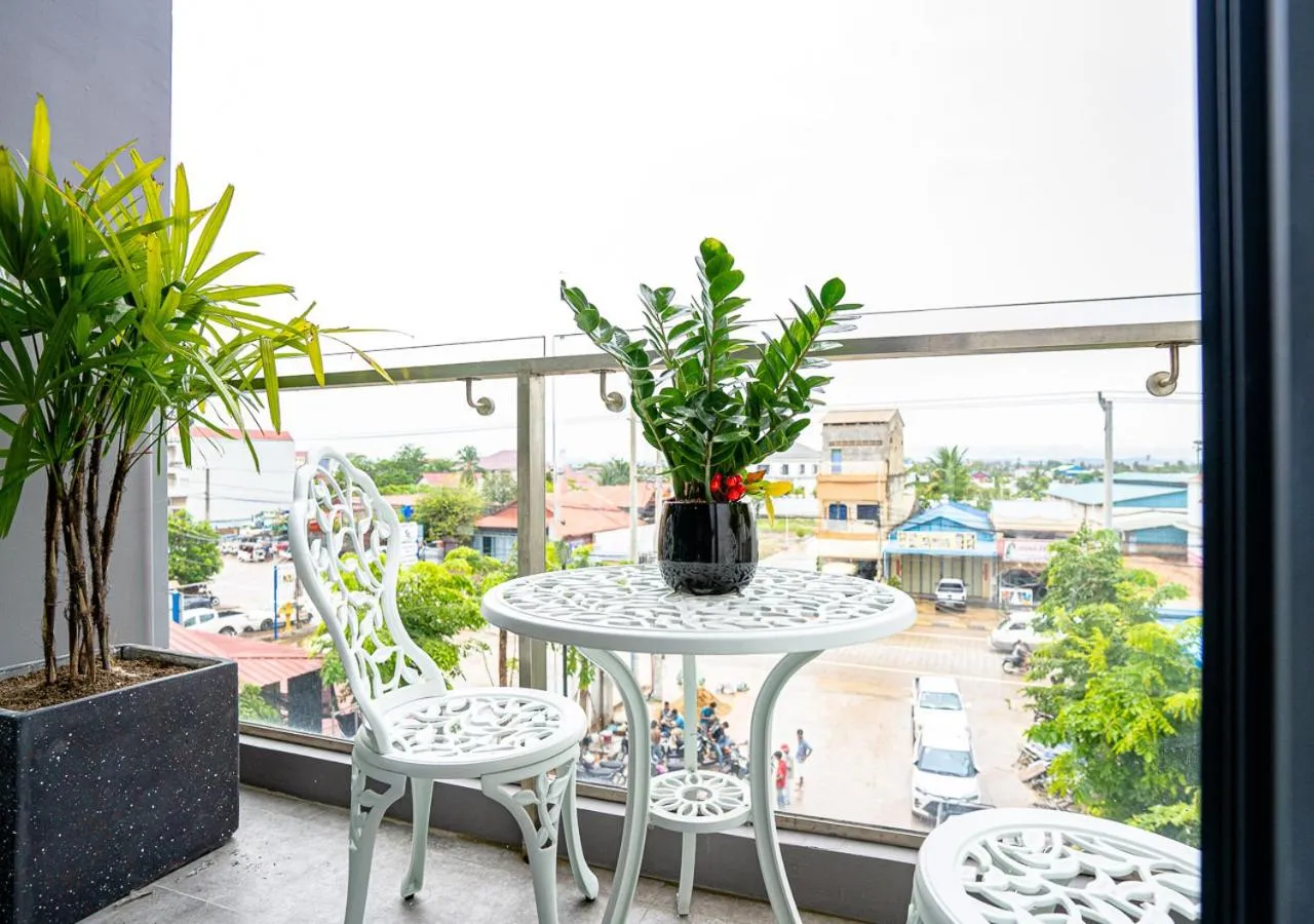 Garden in The Square Kampot Hotel
