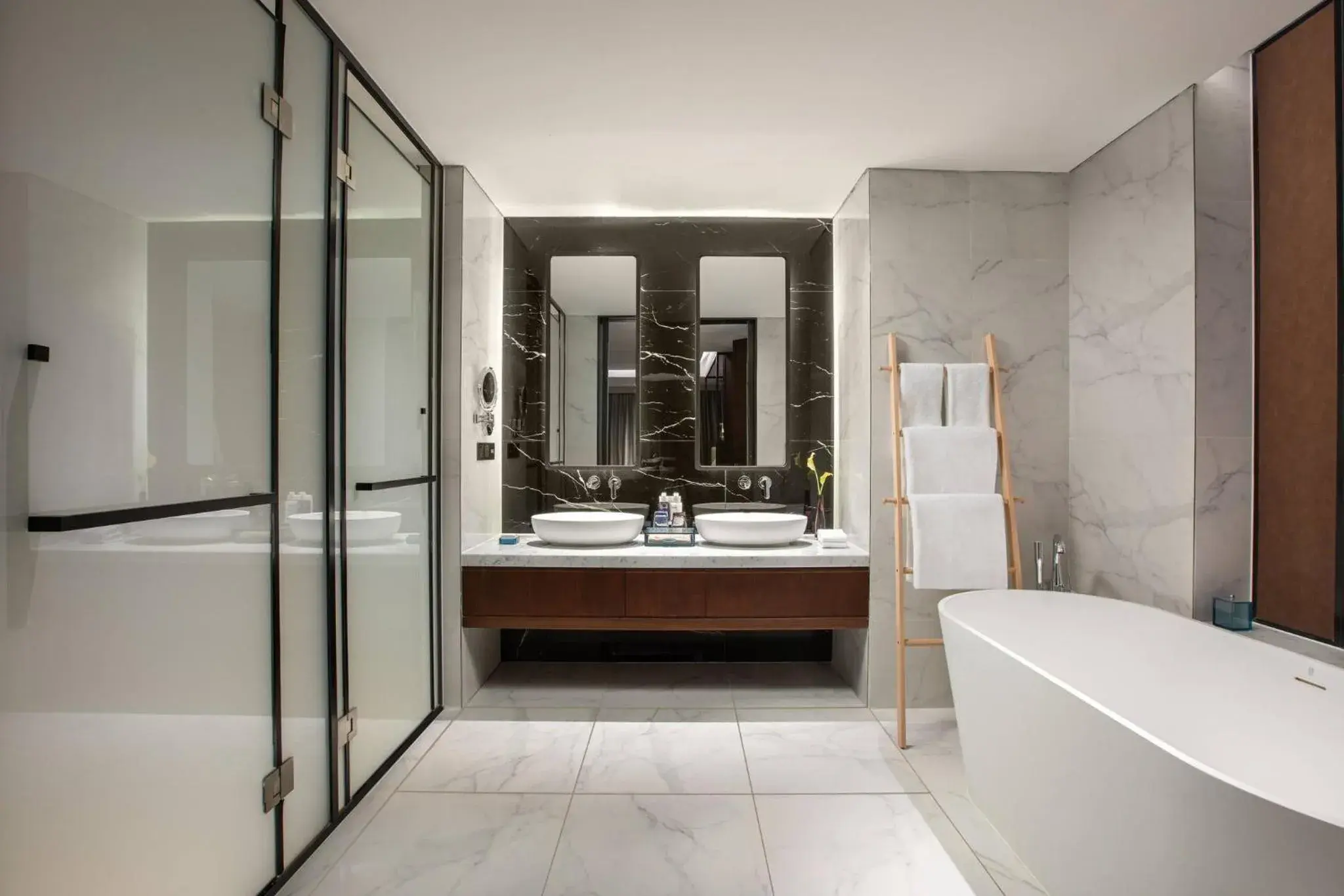 Photo of the whole room in voco Hefei Binhu by IHG Photo of the whole room in voco Hefei Binhu by IHG