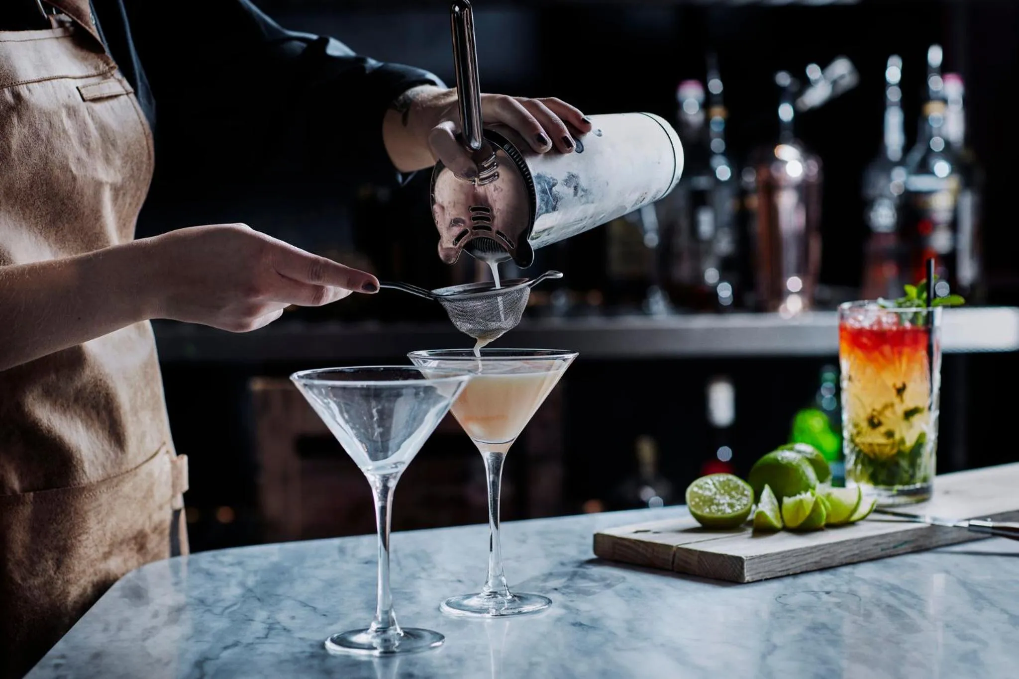 Lounge or bar in Crowne Plaza Madrid - Centre Retiro by IHG