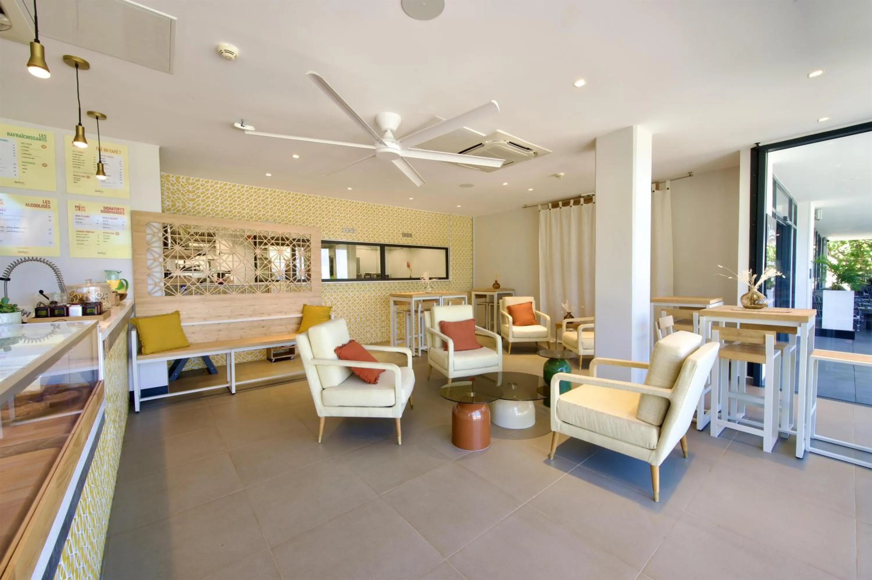 Restaurant/places to eat in Radisson Hotel Saint Denis, La Reunion