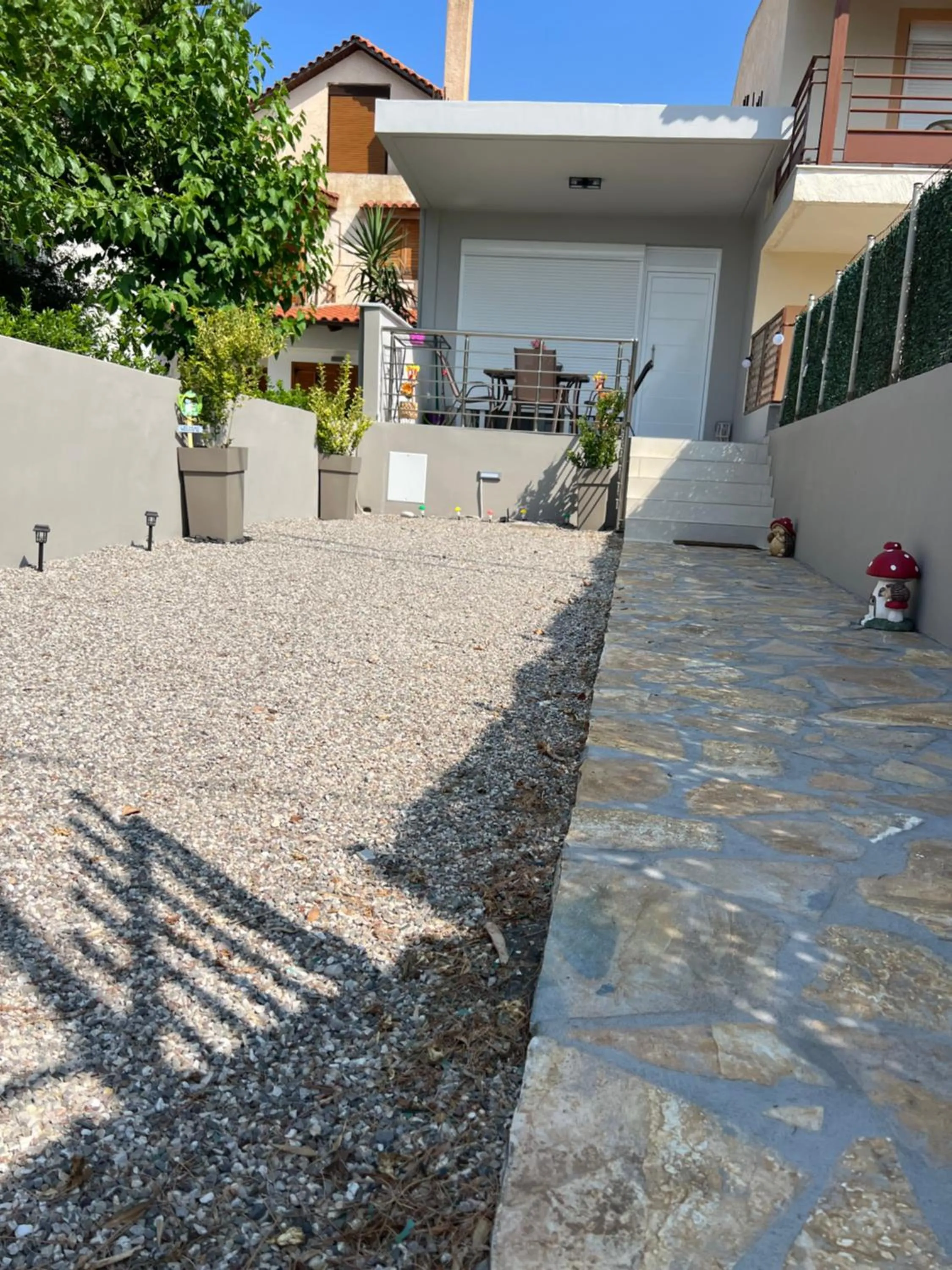 Akrotiri Luxury Suites